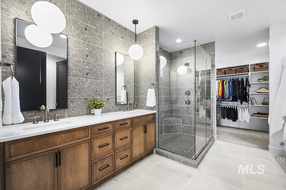 8059 W Corinthia St, Eagle, Idaho 83616, 4 Bedrooms, 2 Bathrooms, Residential For Sale, Price $825,000,MLS 98975566