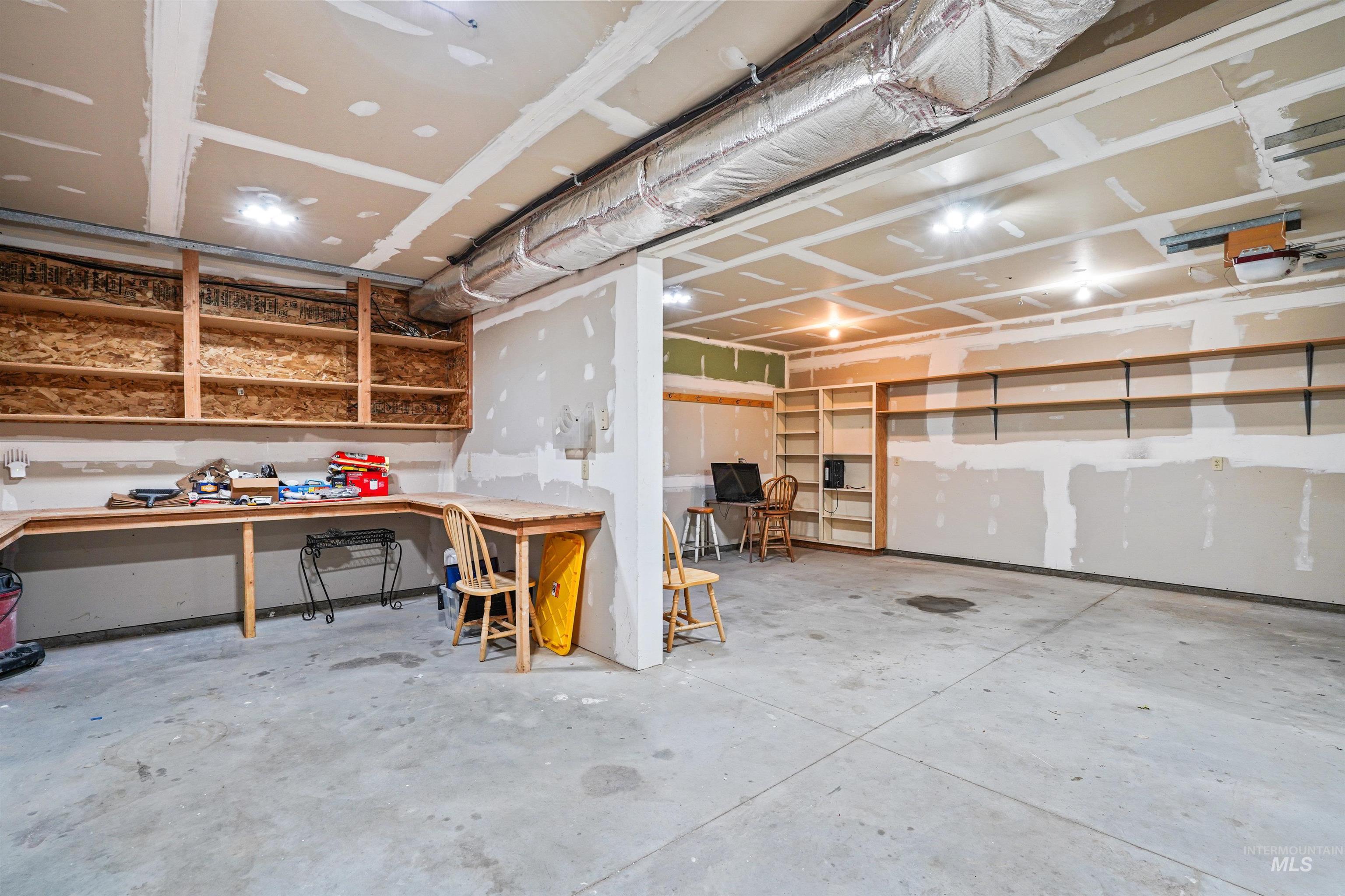 520 S Scott St, Boise, Idaho 83705-1817, 4 Bedrooms, 3.5 Bathrooms, Residential For Sale, Price $689,000,MLS 98975567