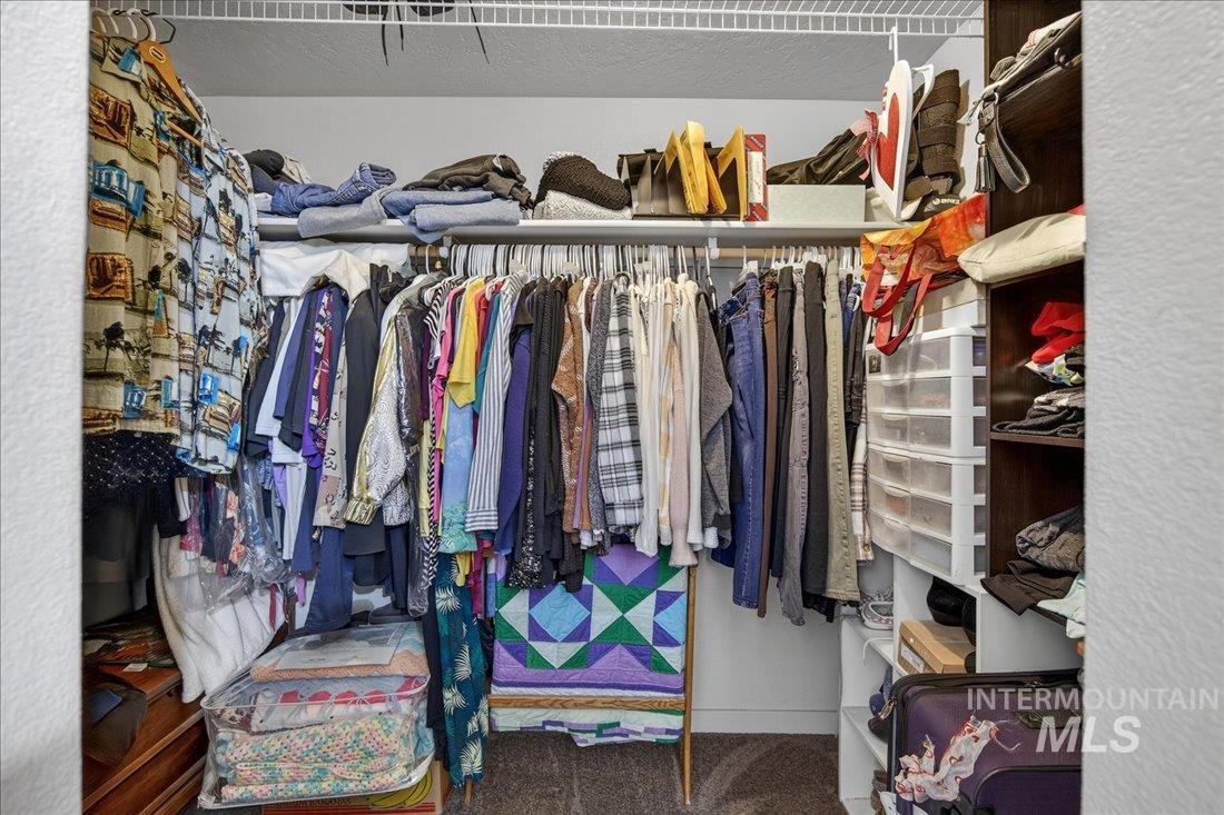 10435 W Jerry Peak St, Boise, Idaho 83709-6291, 3 Bedrooms, 2 Bathrooms, Residential For Sale, Price $395,000,MLS 98975571