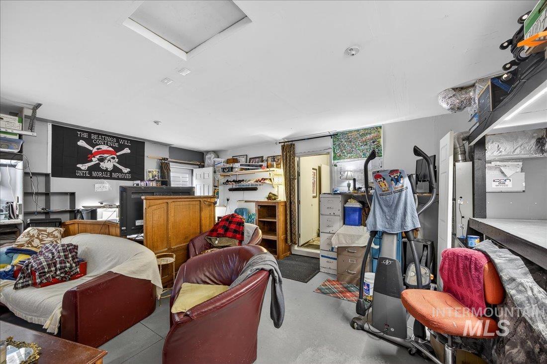 10435 W Jerry Peak St, Boise, Idaho 83709-6291, 3 Bedrooms, 2 Bathrooms, Residential For Sale, Price $395,000,MLS 98975571