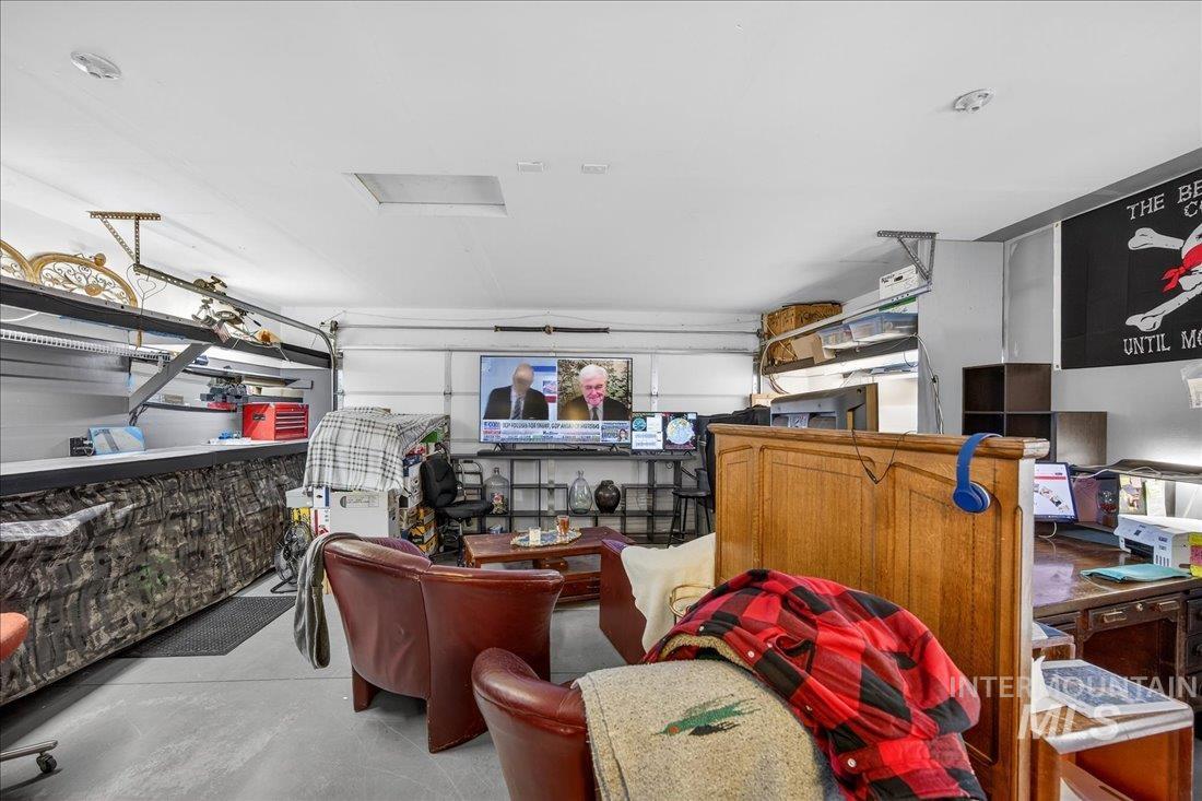 10435 W Jerry Peak St, Boise, Idaho 83709-6291, 3 Bedrooms, 2 Bathrooms, Residential For Sale, Price $395,000,MLS 98975571