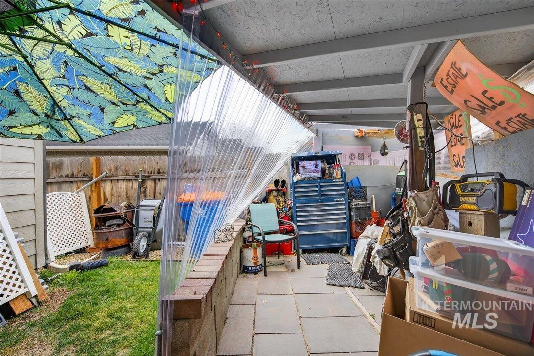 10435 W Jerry Peak St, Boise, Idaho 83709-6291, 3 Bedrooms, 2 Bathrooms, Residential For Sale, Price $395,000,MLS 98975571