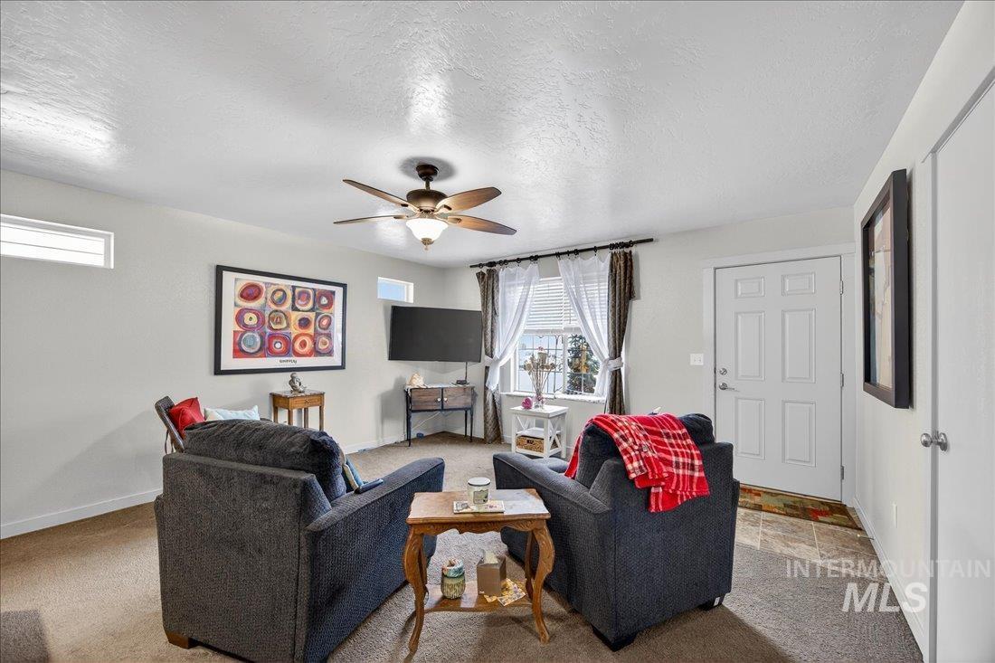 10435 W Jerry Peak St, Boise, Idaho 83709-6291, 3 Bedrooms, 2 Bathrooms, Residential For Sale, Price $395,000,MLS 98975571