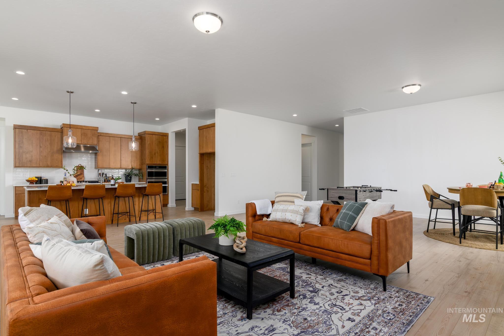 1101 N Bellingrath Ave, Middleton, Idaho 83644, 4 Bedrooms, 3 Bathrooms, Residential For Sale, Price $639,000,MLS 98975572