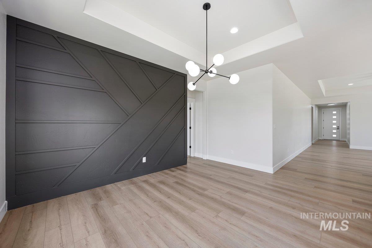 517 Canyon Falls Dr., Twin Falls, Idaho 83301, 3 Bedrooms, 2.5 Bathrooms, Residential For Sale, Price $545,000,MLS 98975573