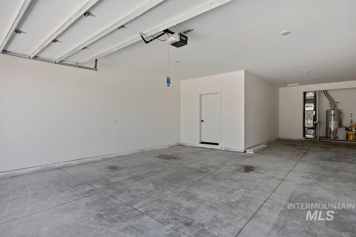 517 Canyon Falls Dr., Twin Falls, Idaho 83301, 3 Bedrooms, 2.5 Bathrooms, Residential For Sale, Price $545,000,MLS 98975573