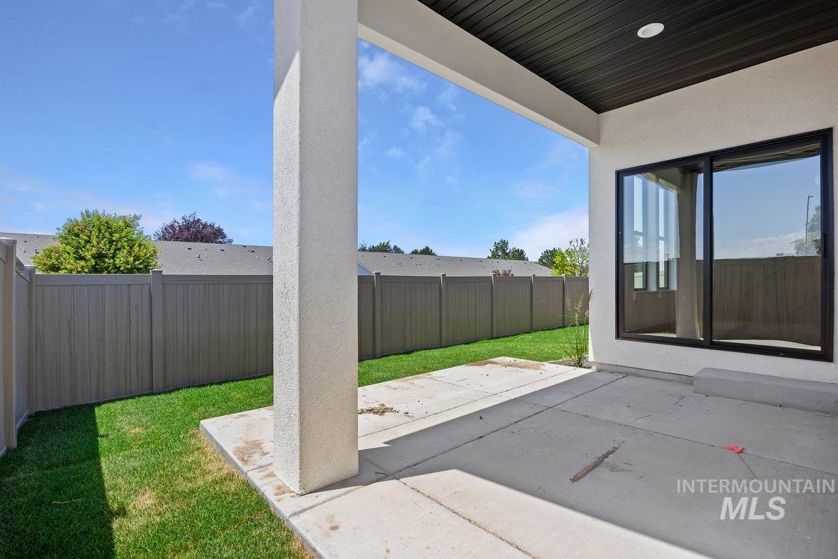 517 Canyon Falls Dr., Twin Falls, Idaho 83301, 3 Bedrooms, 2.5 Bathrooms, Residential For Sale, Price $545,000,MLS 98975573