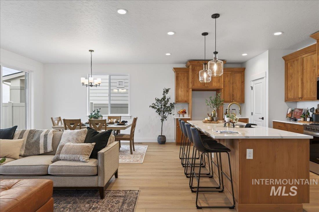 6230 W Snow Currant St, Meridian, Idaho 83646, 3 Bedrooms, 2 Bathrooms, Residential For Sale, Price $519,000,MLS 98975576