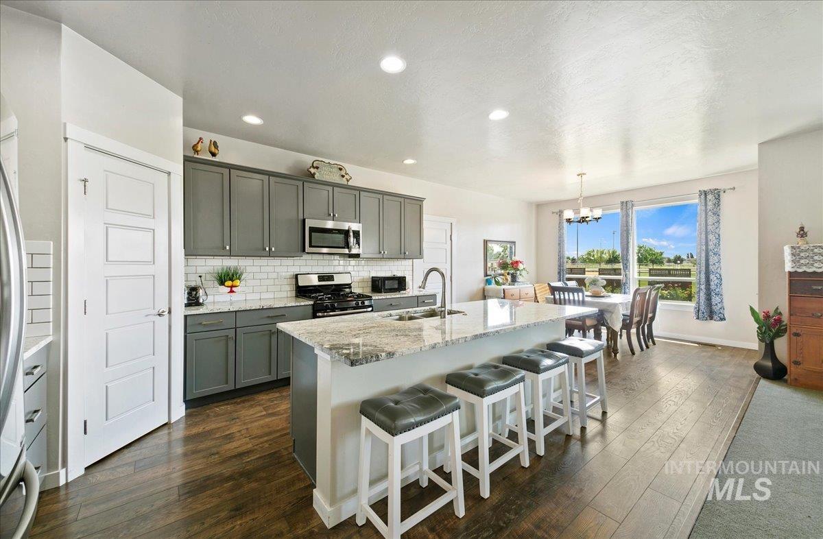 221 E Ensenada Drive, Meridian, Idaho 83642, 4 Bedrooms, 2.5 Bathrooms, Residential For Sale, Price $617,000,MLS 98975577