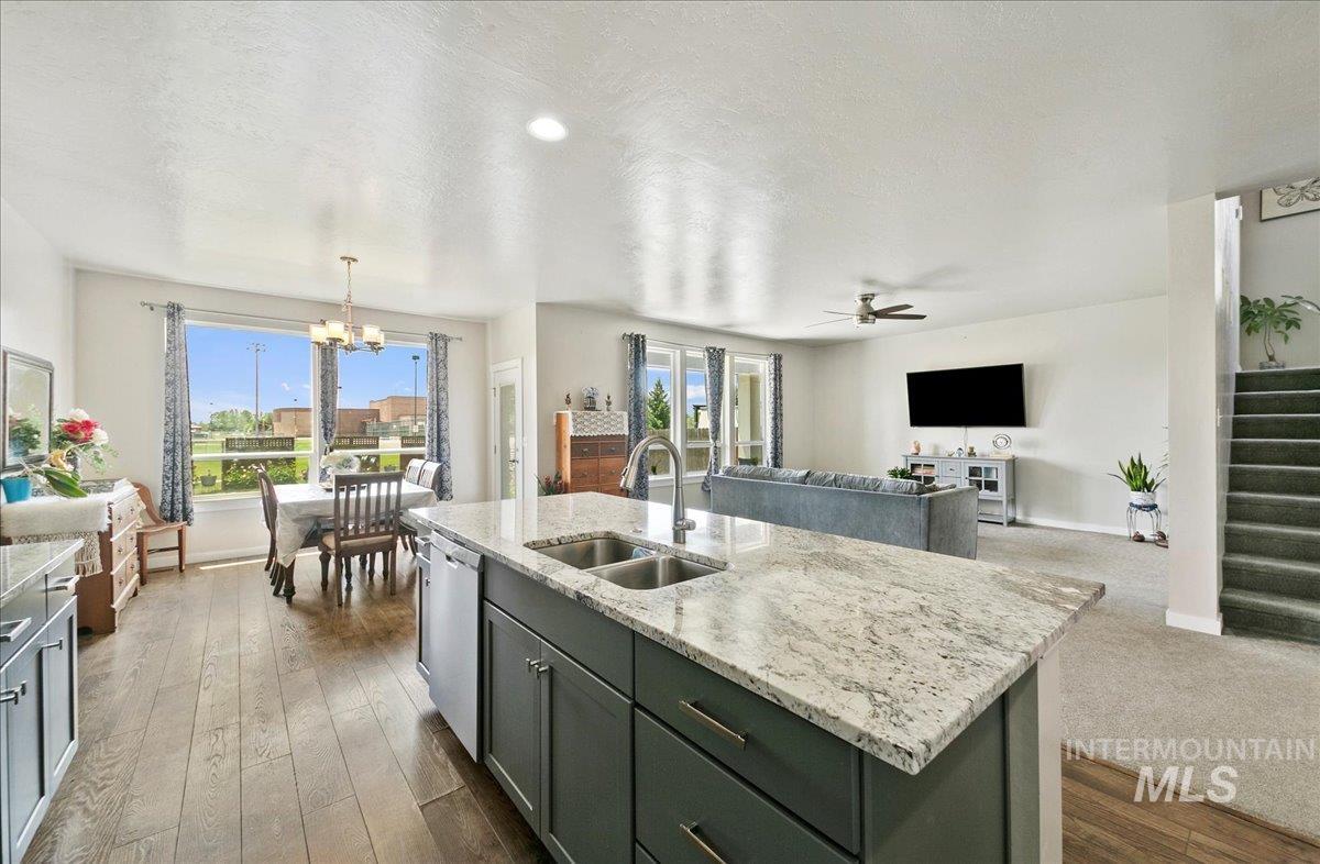 221 E Ensenada Drive, Meridian, Idaho 83642, 4 Bedrooms, 2.5 Bathrooms, Residential For Sale, Price $617,000,MLS 98975577