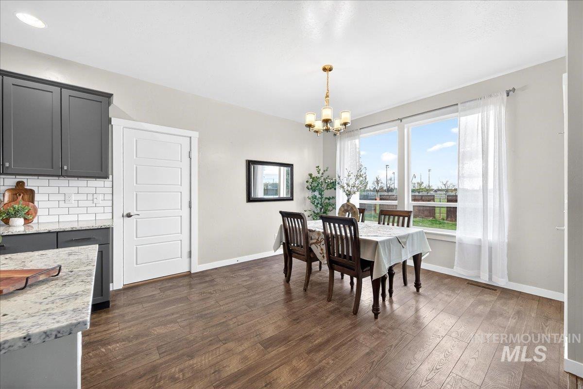 221 E Ensenada Drive, Meridian, Idaho 83646, 4 Bedrooms, 2.5 Bathrooms, Residential For Sale, Price $617,000,MLS 98975577