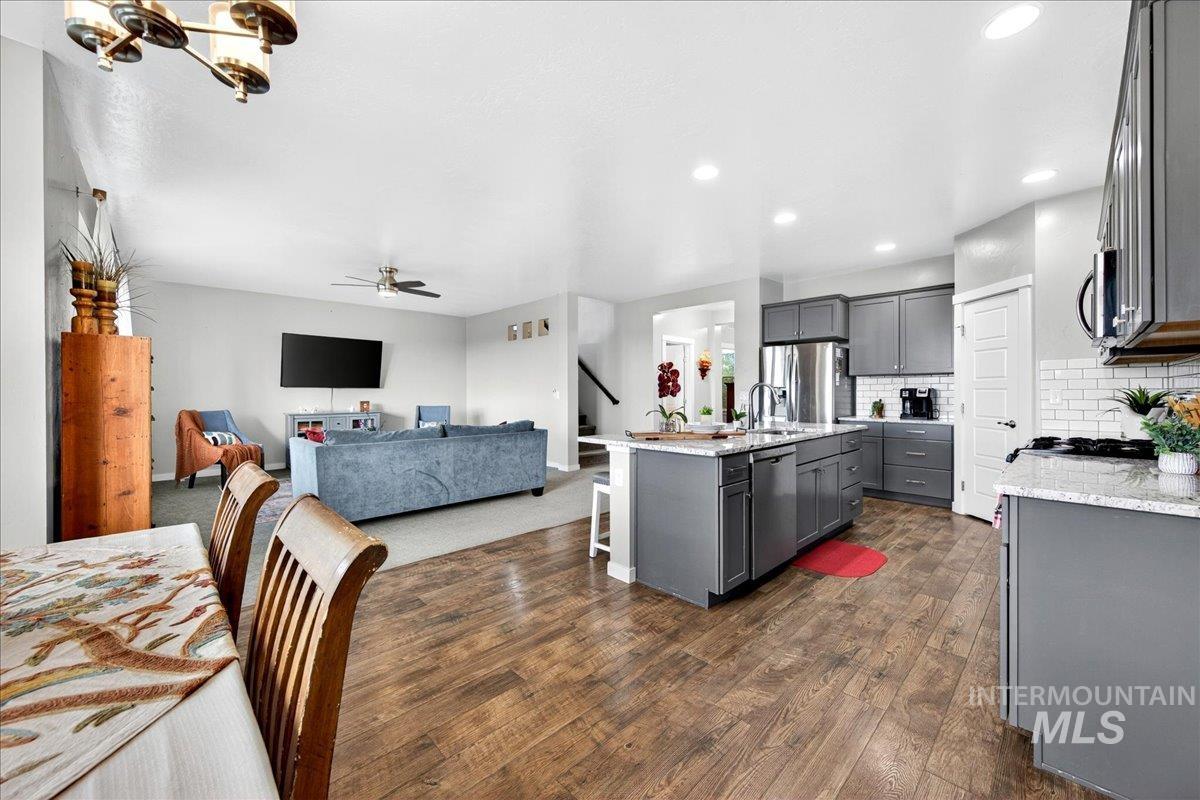 221 E Ensenada Drive, Meridian, Idaho 83646, 4 Bedrooms, 2.5 Bathrooms, Residential For Sale, Price $617,000,MLS 98975577