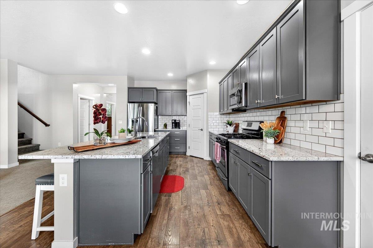 221 E Ensenada Drive, Meridian, Idaho 83646, 4 Bedrooms, 2.5 Bathrooms, Residential For Sale, Price $617,000,MLS 98975577