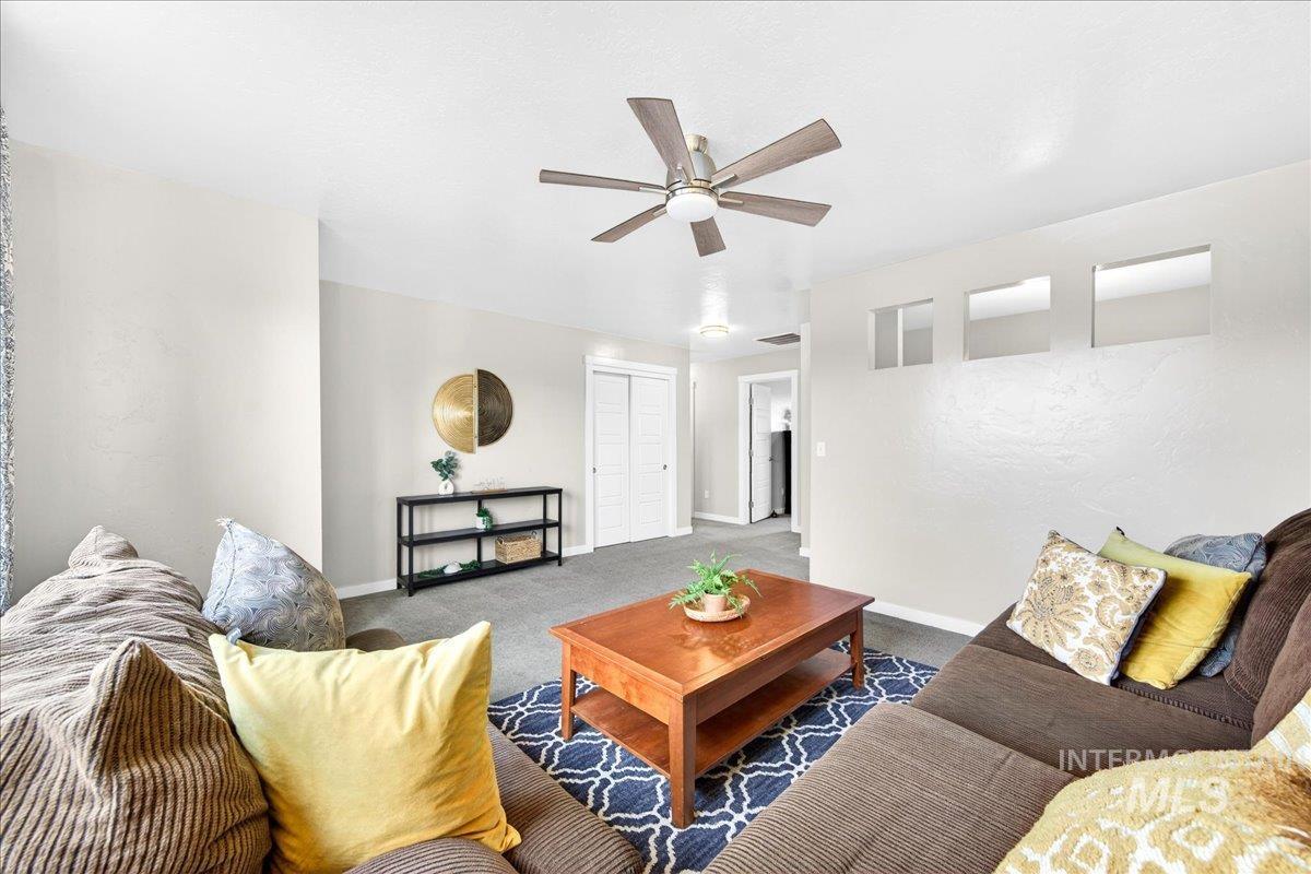 221 E Ensenada Drive, Meridian, Idaho 83646, 4 Bedrooms, 2.5 Bathrooms, Residential For Sale, Price $617,000,MLS 98975577