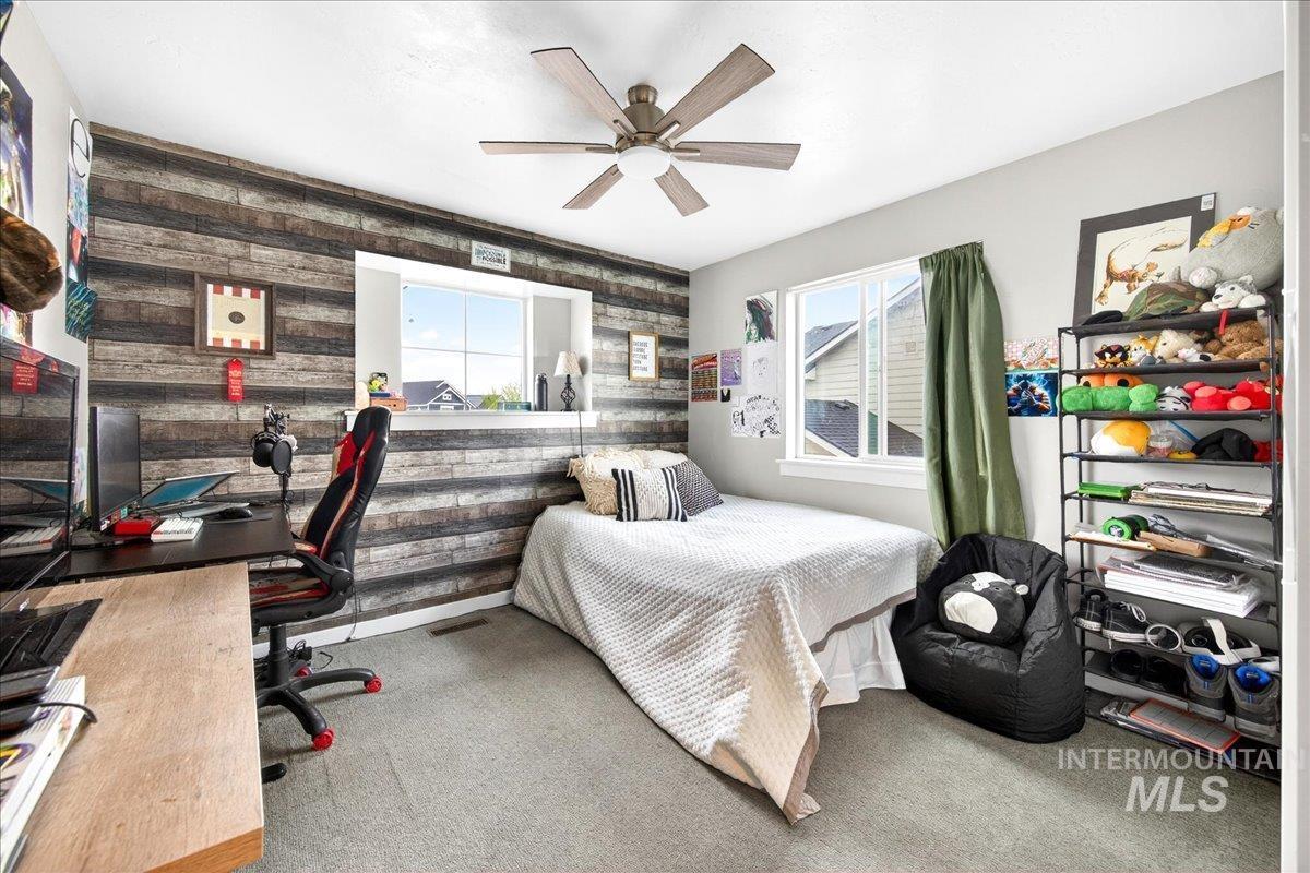 221 E Ensenada Drive, Meridian, Idaho 83646, 4 Bedrooms, 2.5 Bathrooms, Residential For Sale, Price $617,000,MLS 98975577