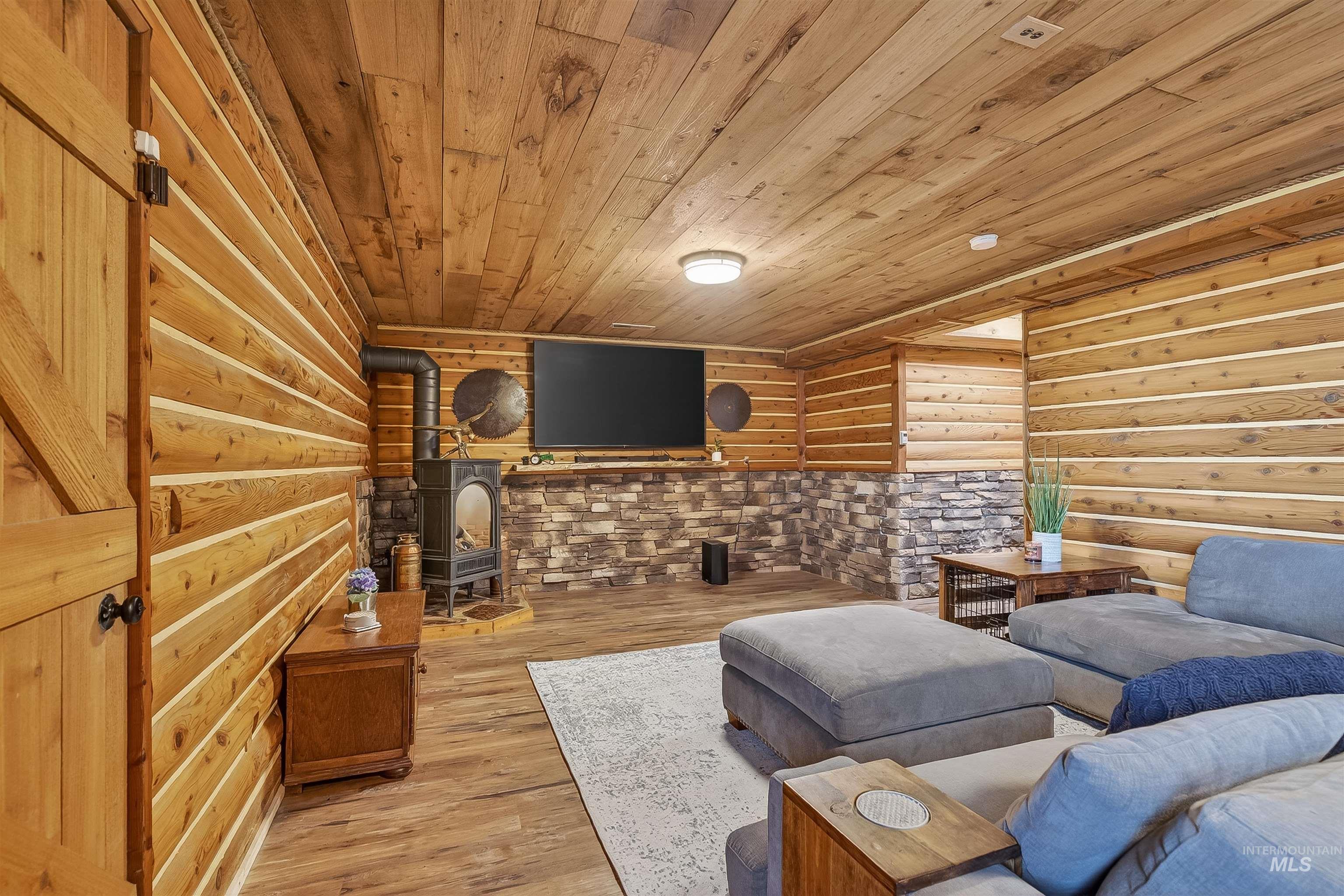 7104 Hepton Ln, Lewiston, Idaho 83501, 3 Bedrooms, 3 Bathrooms, Residential For Sale, Price $729,900,MLS 98975578