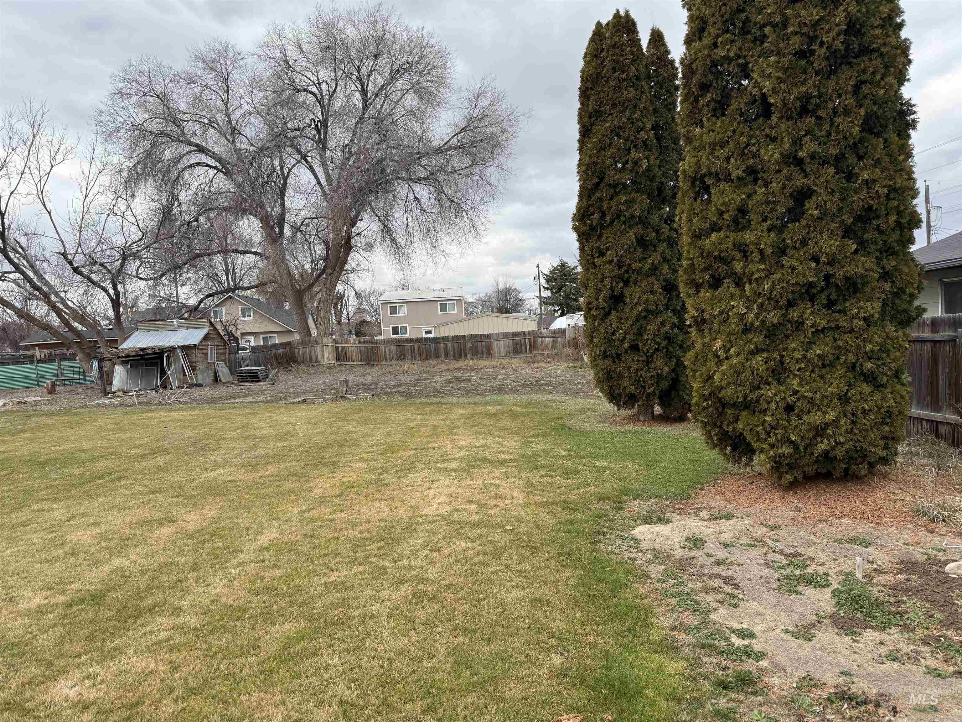 1415/1411 S Fern St, Nampa, Idaho 83686-7415, 2 Bedrooms, 1 Bathroom, Residential For Sale, Price $440,000,MLS 98975579