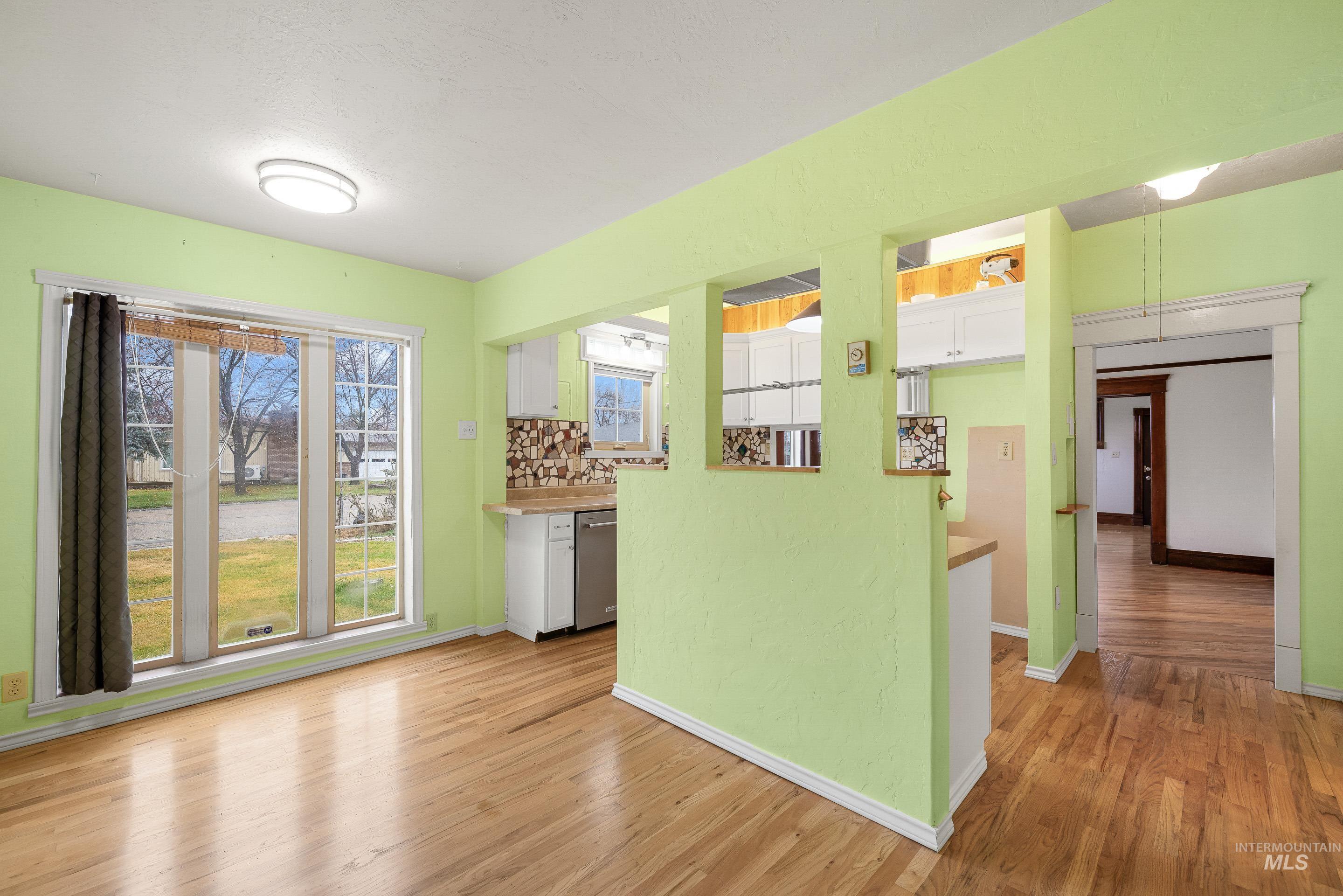 1415/1411 S Fern St, Nampa, Idaho 83686-7415, 2 Bedrooms, 1 Bathroom, Residential For Sale, Price $440,000,MLS 98975579