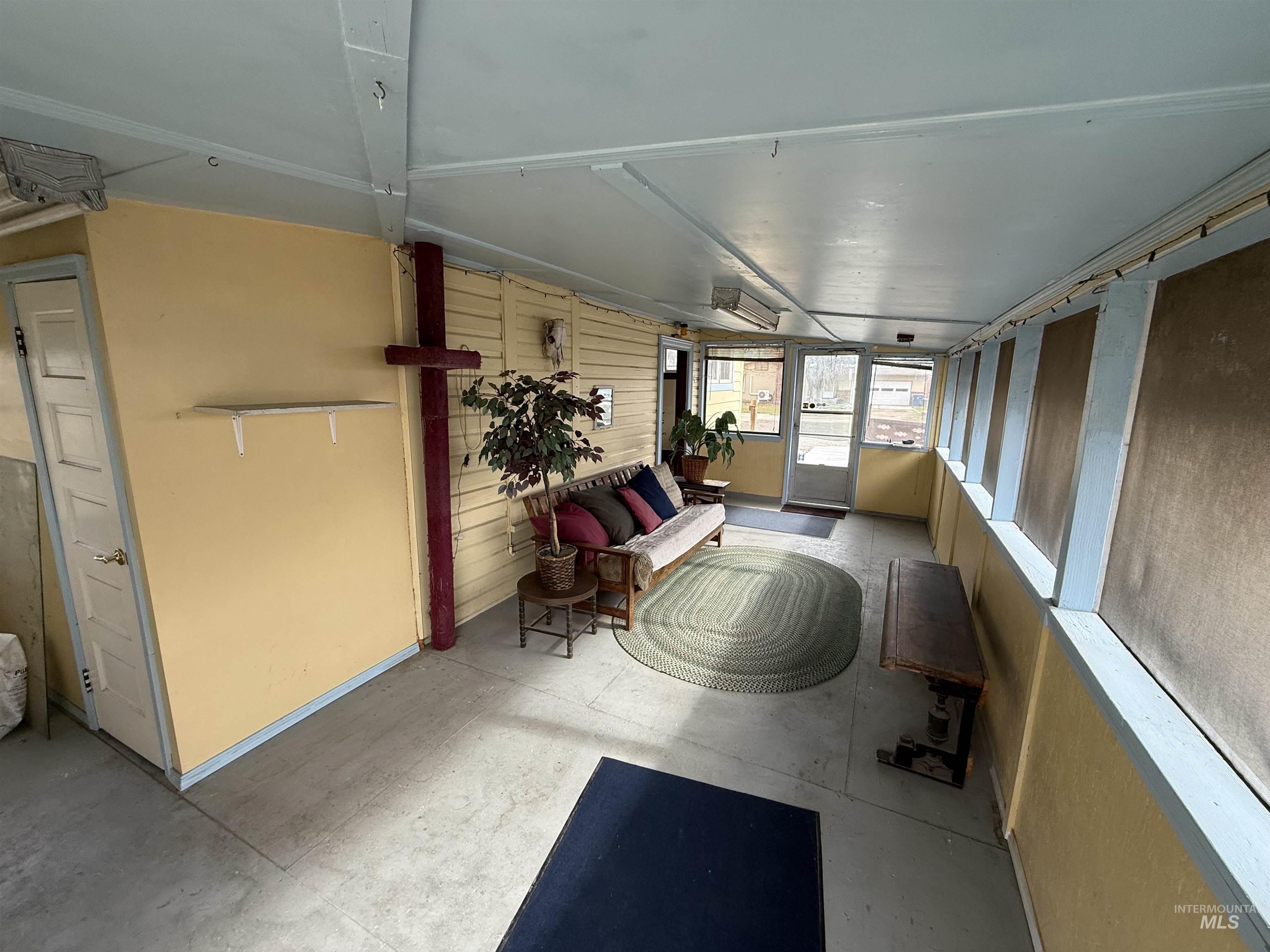 1415/1411 S Fern St, Nampa, Idaho 83686-7415, 2 Bedrooms, 1 Bathroom, Residential For Sale, Price $440,000,MLS 98975579