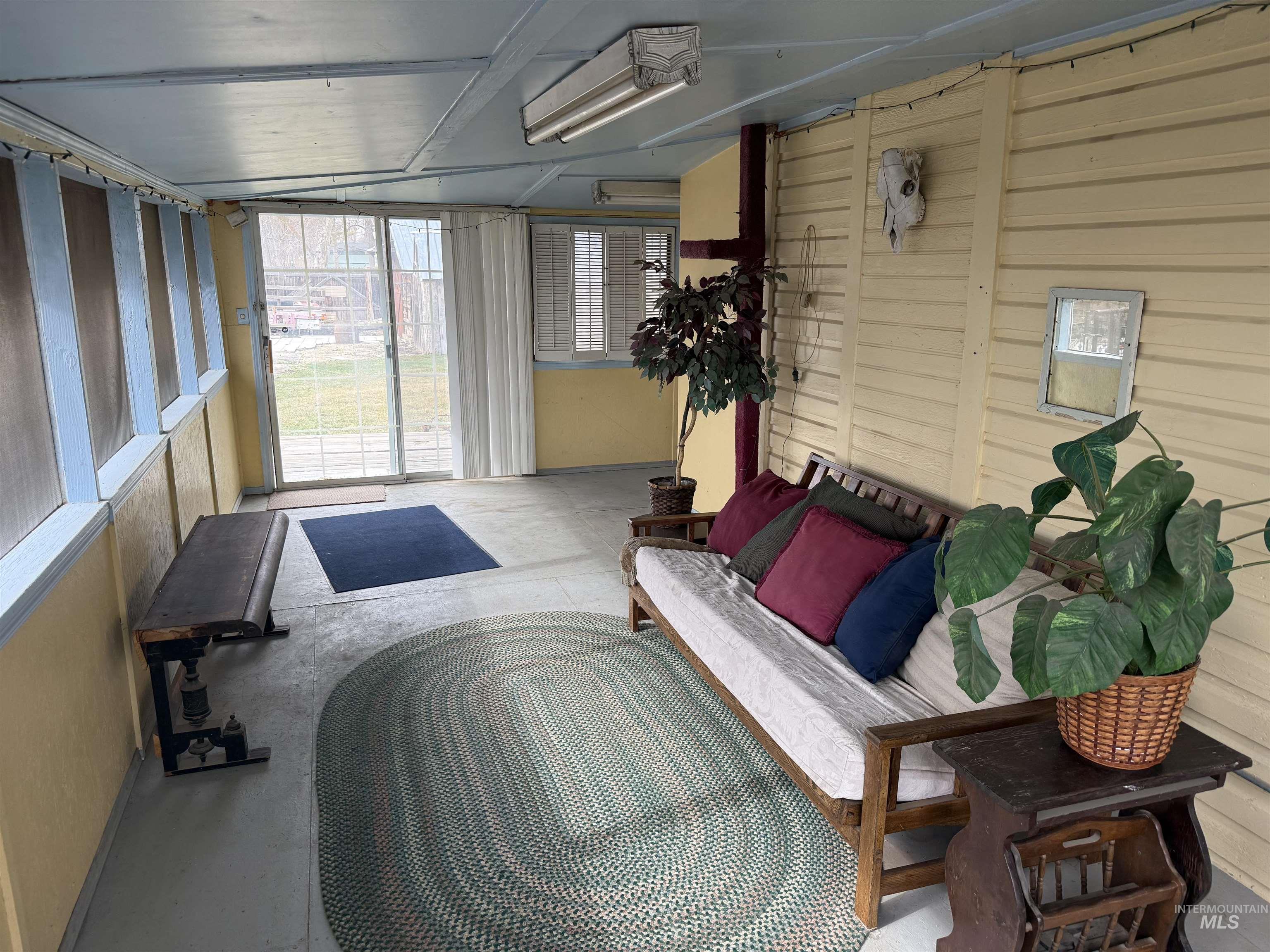 1415/1411 S Fern St, Nampa, Idaho 83686-7415, 2 Bedrooms, 1 Bathroom, Residential For Sale, Price $440,000,MLS 98975579