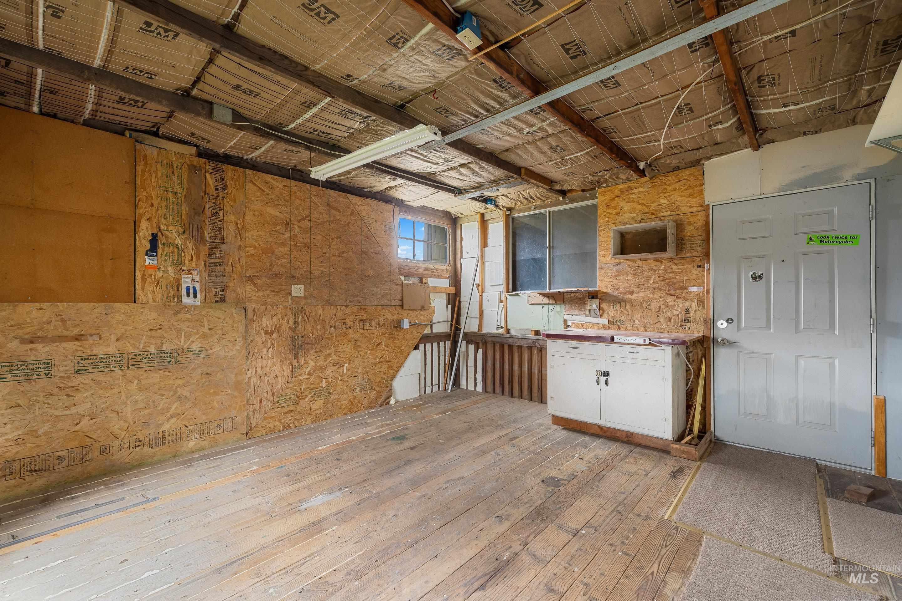 1415/1411 S Fern St, Nampa, Idaho 83686-7415, 2 Bedrooms, 1 Bathroom, Residential For Sale, Price $440,000,MLS 98975579