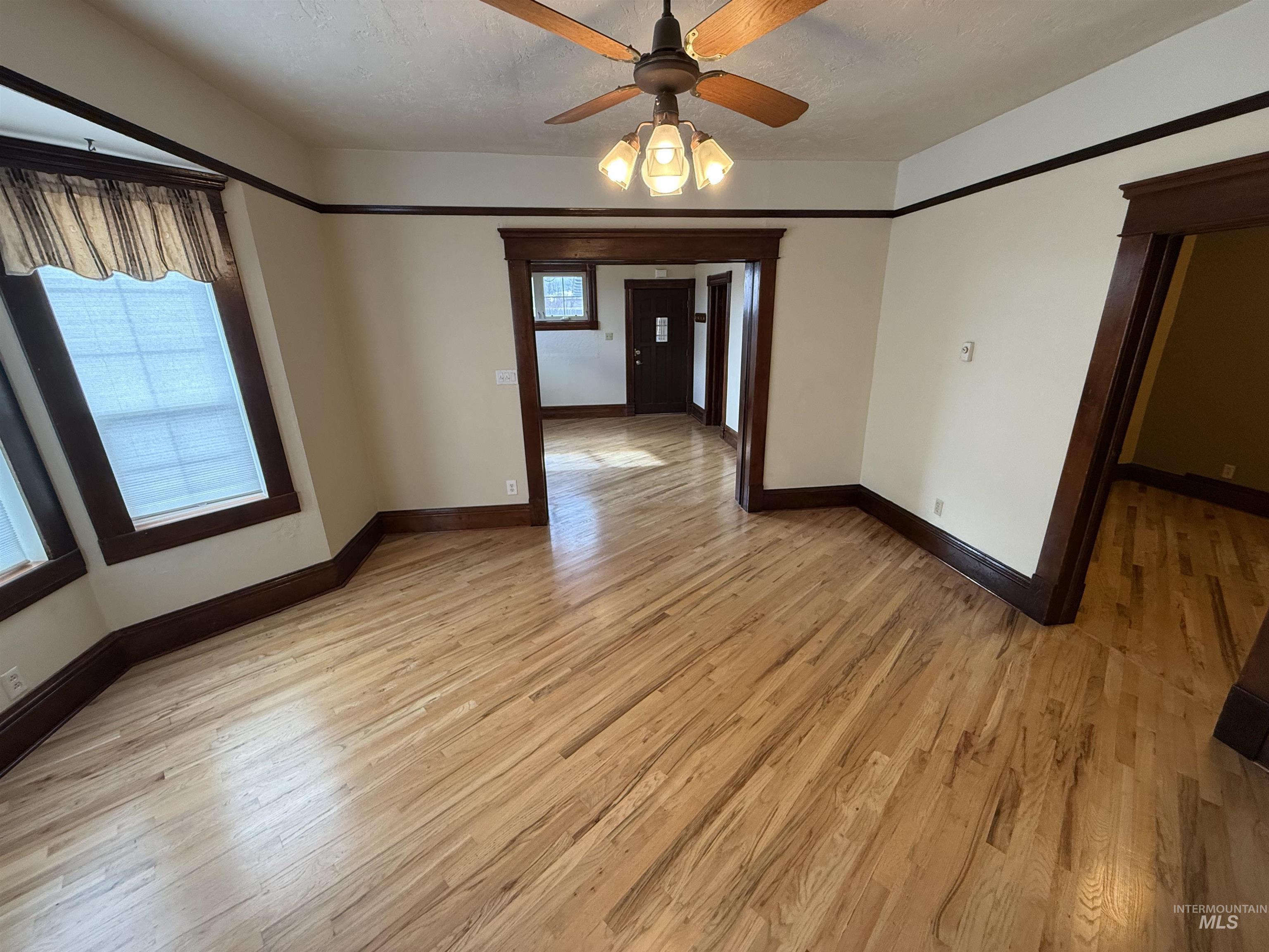 1415/1411 S Fern St, Nampa, Idaho 83686-7415, 2 Bedrooms, 1 Bathroom, Residential For Sale, Price $440,000,MLS 98975579