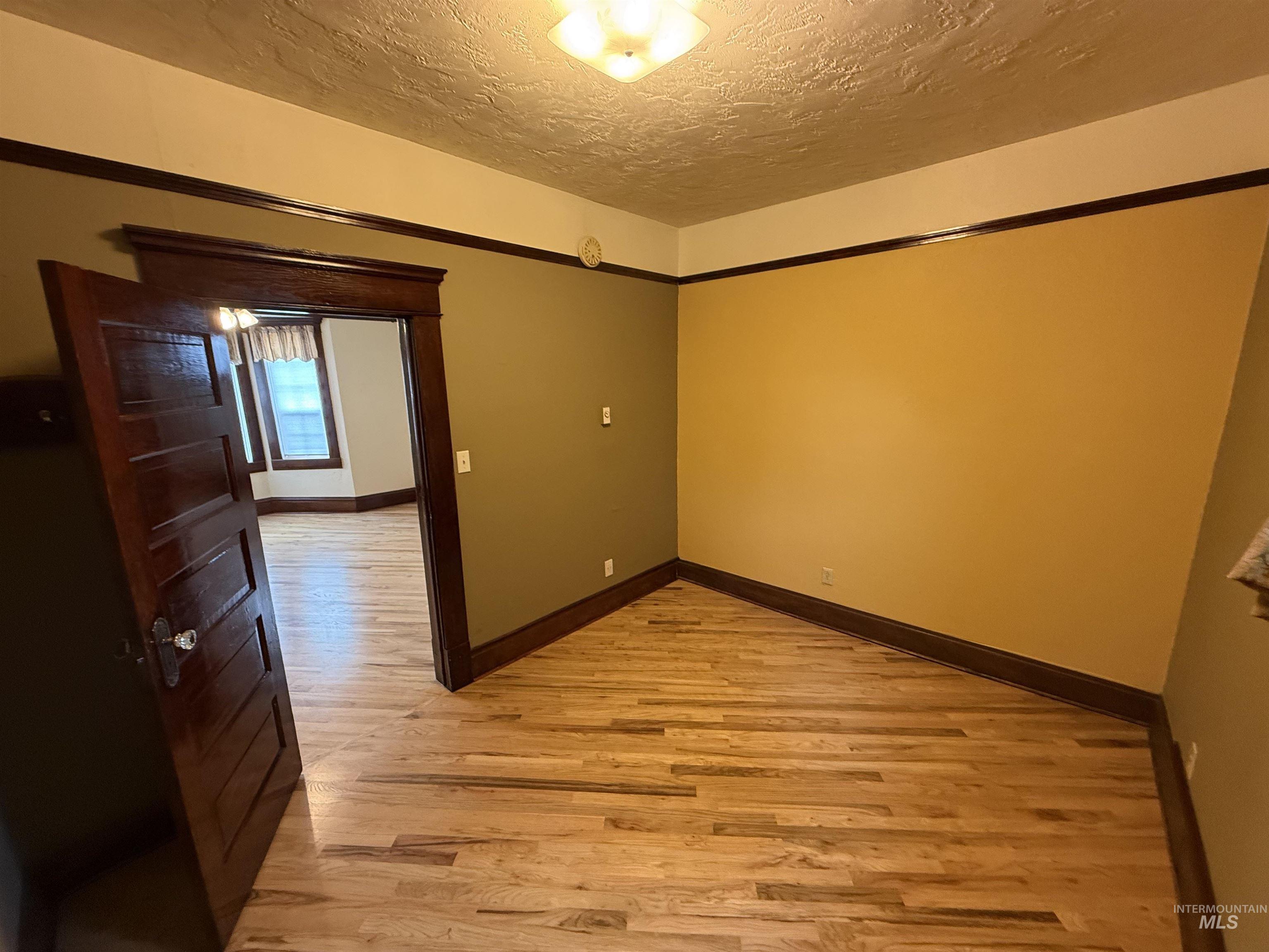 1415/1411 S Fern St, Nampa, Idaho 83686-7415, 2 Bedrooms, 1 Bathroom, Residential For Sale, Price $440,000,MLS 98975579