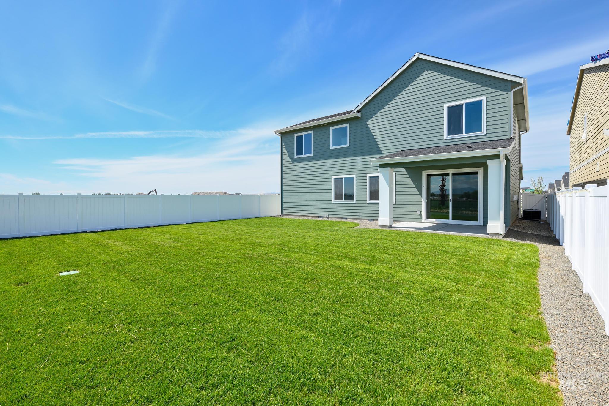 6294 W Snow Currant St, Meridian, Idaho 83646, 4 Bedrooms, 3 Bathrooms, Residential For Sale, Price $639,000,MLS 98975580