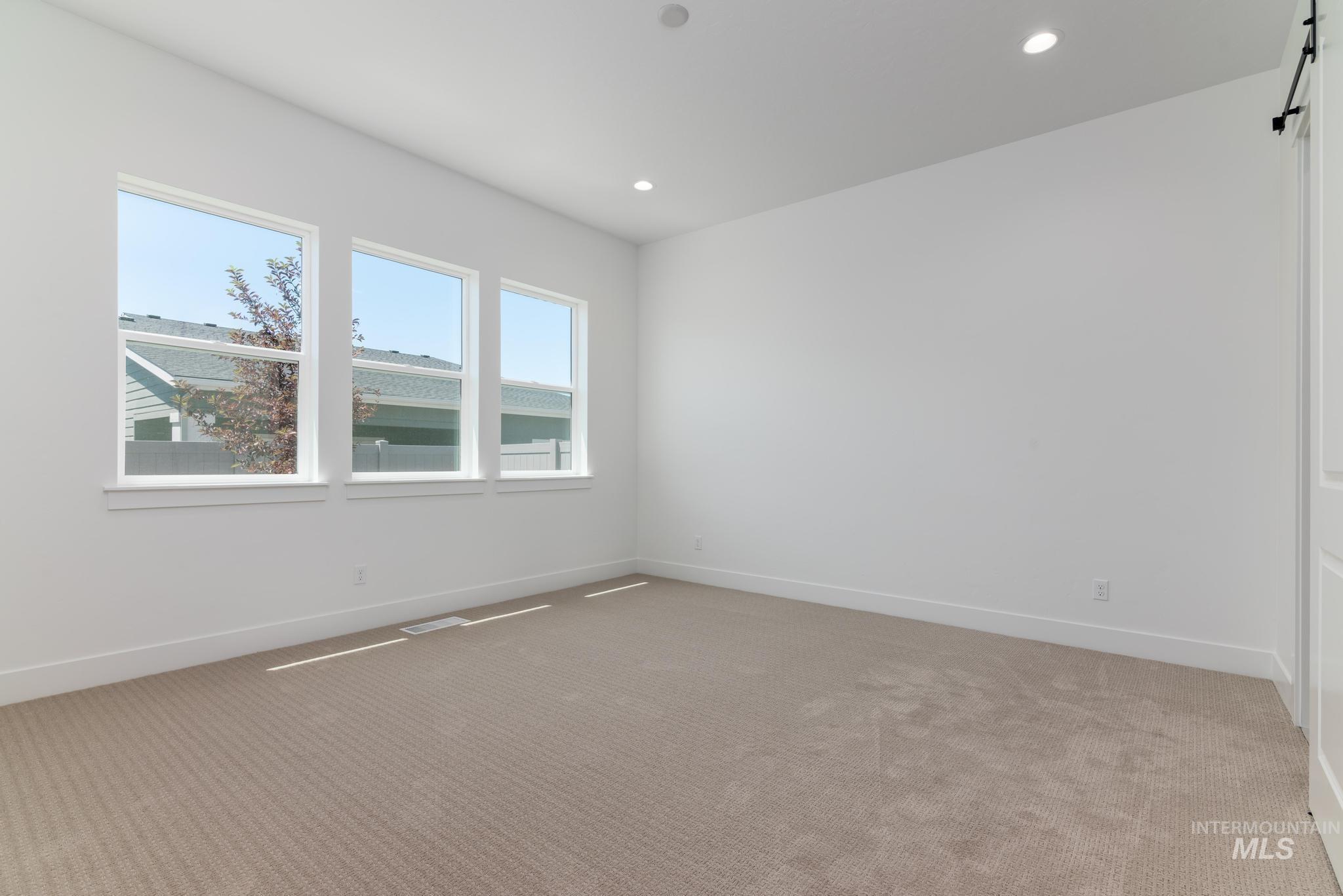 8687 W Stock Bridge St, Star, Idaho 83669, 2 Bedrooms, 2.5 Bathrooms, Residential For Sale, Price $679,000,MLS 98975583