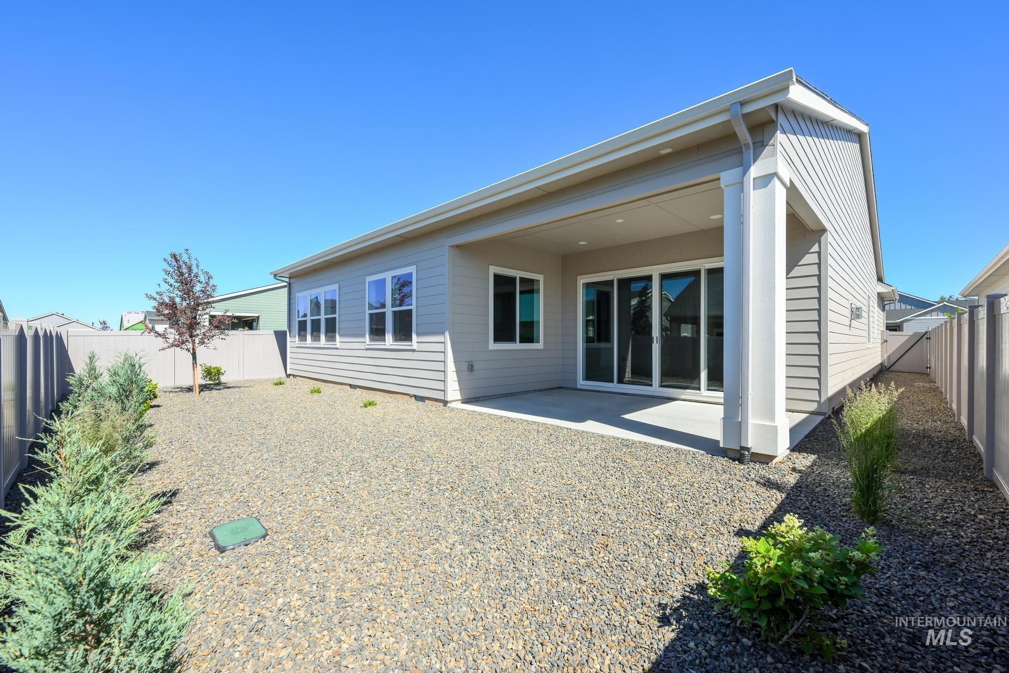 8687 W Stock Bridge St, Star, Idaho 83669, 2 Bedrooms, 2.5 Bathrooms, Residential For Sale, Price $669,000, 98975583