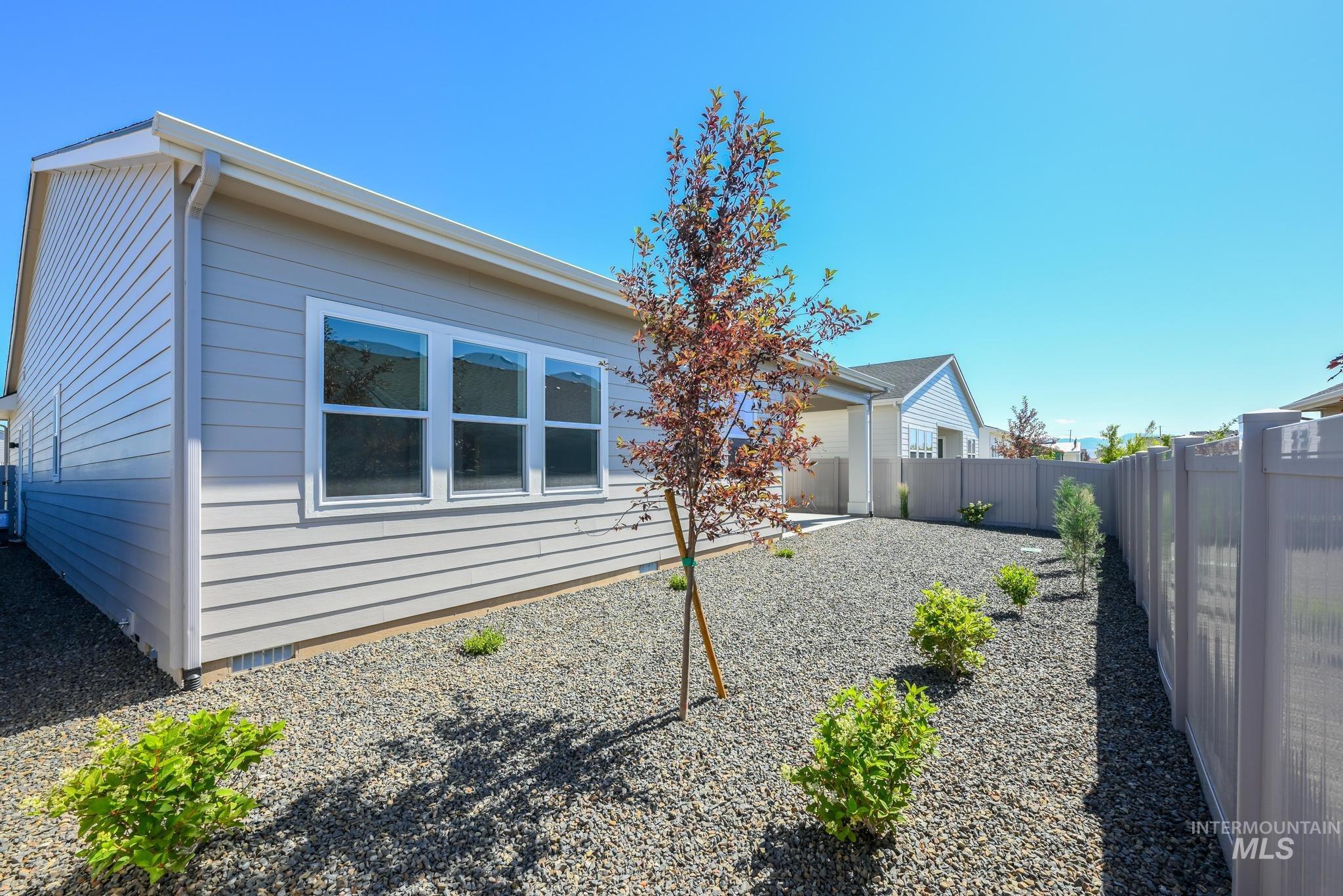 8687 W Stock Bridge St, Star, Idaho 83669, 2 Bedrooms, 2.5 Bathrooms, Residential For Sale, Price $669,000, 98975583