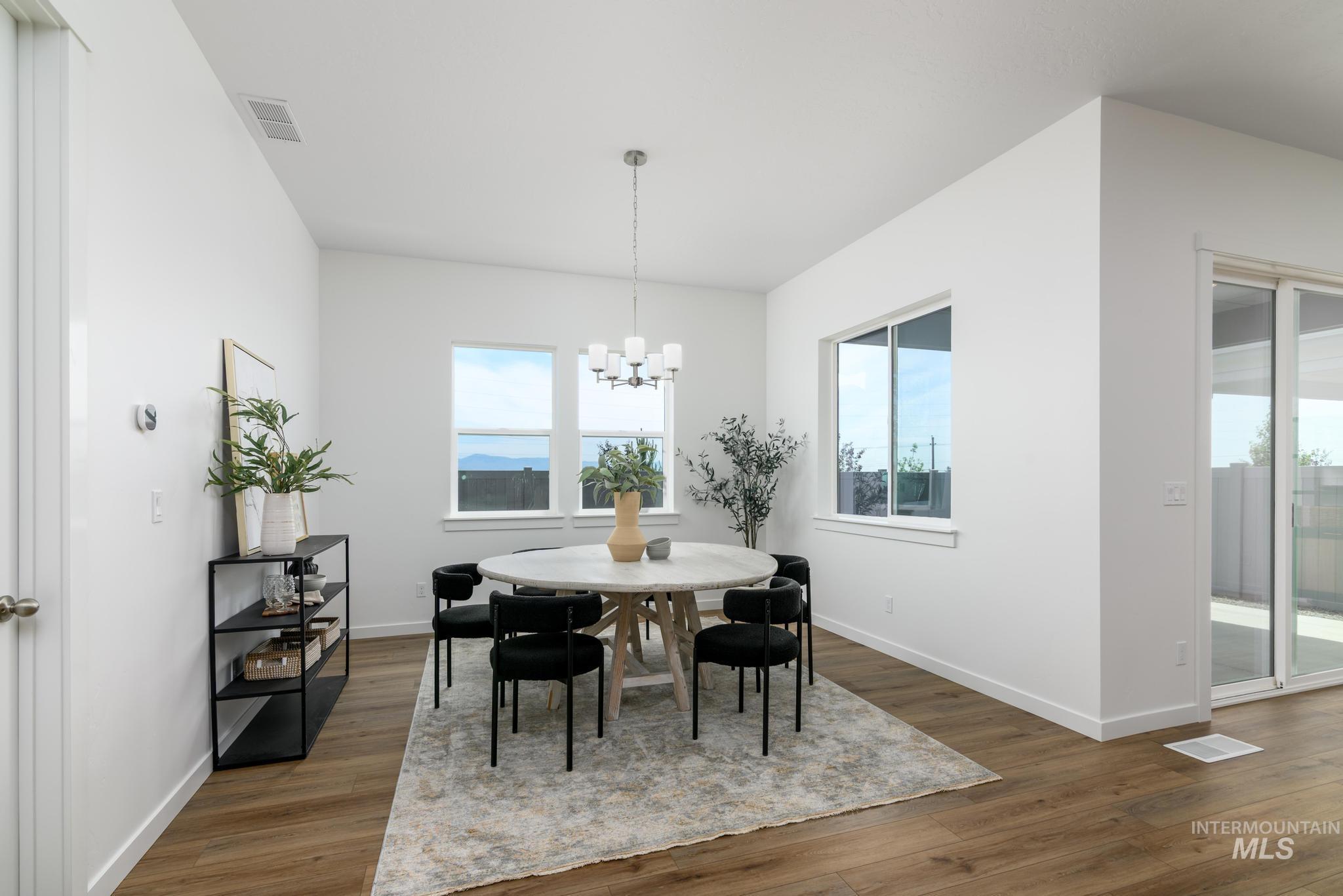 8687 W Stock Bridge St, Star, Idaho 83669, 2 Bedrooms, 2.5 Bathrooms, Residential For Sale, Price $699,000,MLS 98975583