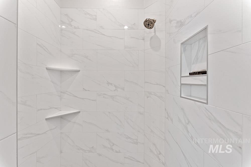 5788 E Marmount, Boise, Idaho 83716, 6 Bedrooms, 4 Bathrooms, Residential For Sale, Price $1,799,000,MLS 98975585