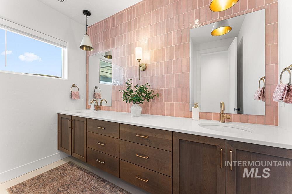 5788 E Marmount, Boise, Idaho 83716, 6 Bedrooms, 4 Bathrooms, Residential For Sale, Price $1,799,000,MLS 98975585