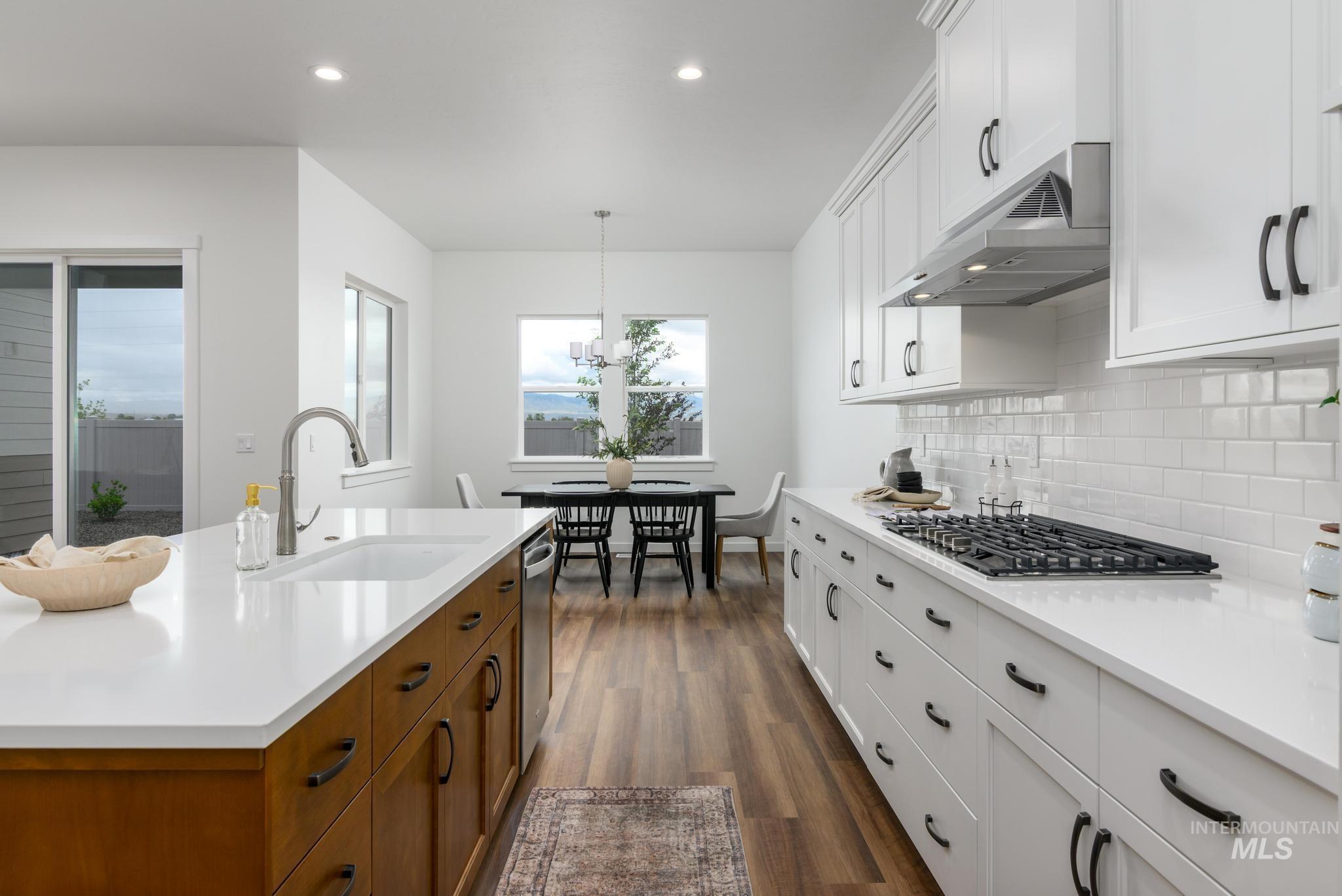 8525 W Stock Bridge St, Star, Idaho 83669, 2 Bedrooms, 2.5 Bathrooms, Residential For Sale, Price $699,000,MLS 98975587