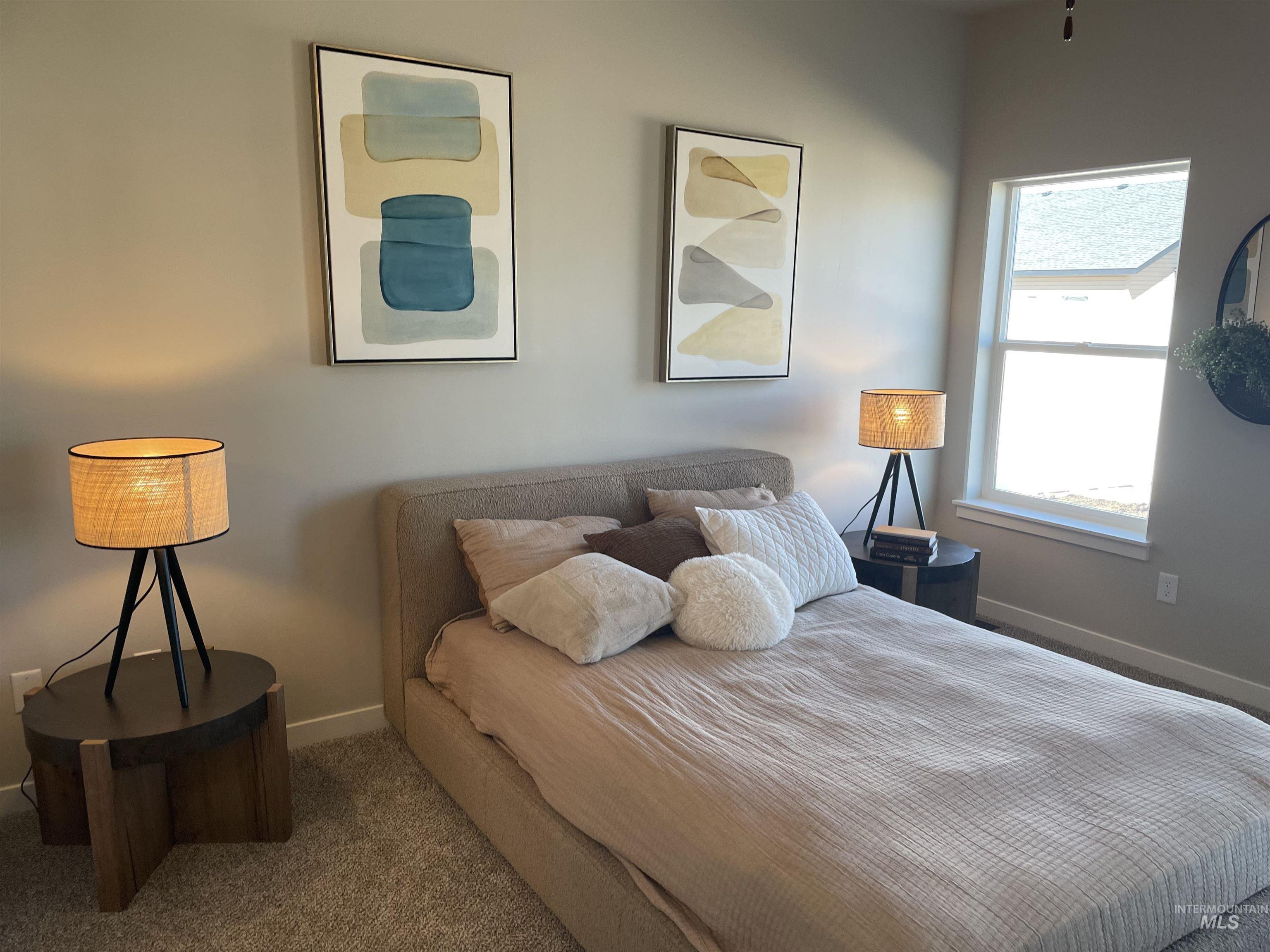 1122 Crestview Dr, Twin Falls, Idaho 83301, 3 Bedrooms, 3 Bathrooms, Residential For Sale, Price $439,900,MLS 98975589