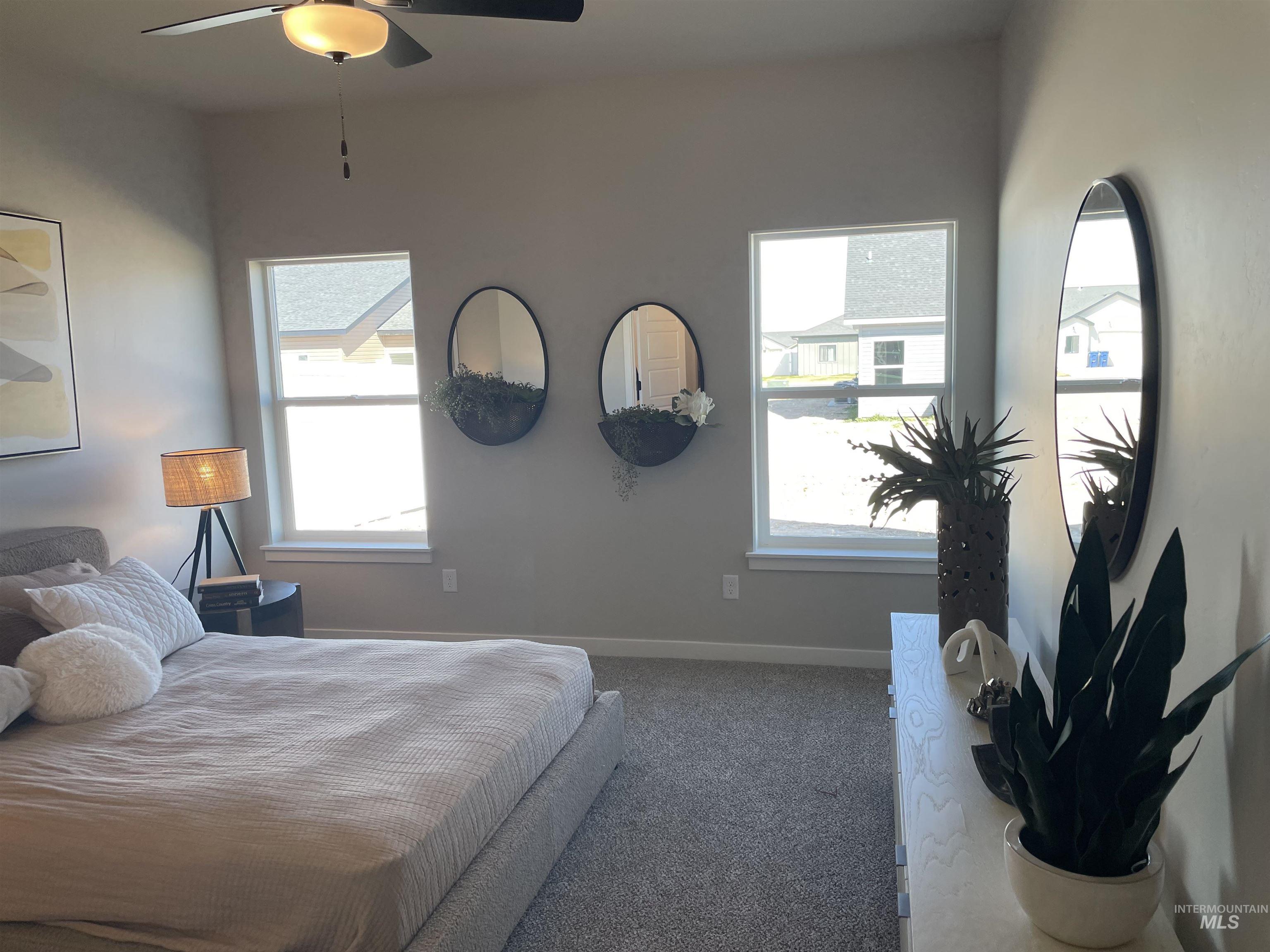 1122 Crestview Dr, Twin Falls, Idaho 83301, 3 Bedrooms, 3 Bathrooms, Residential For Sale, Price $439,900, 98975589