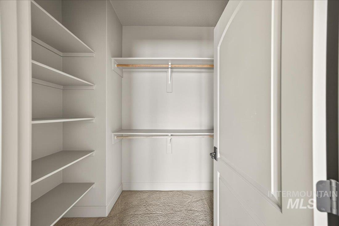 6131 N Hazelbrook Ln, Garden City, Idaho 83714, 3 Bedrooms, 2.5 Bathrooms, Residential For Sale, Price $569,000,MLS 98975591