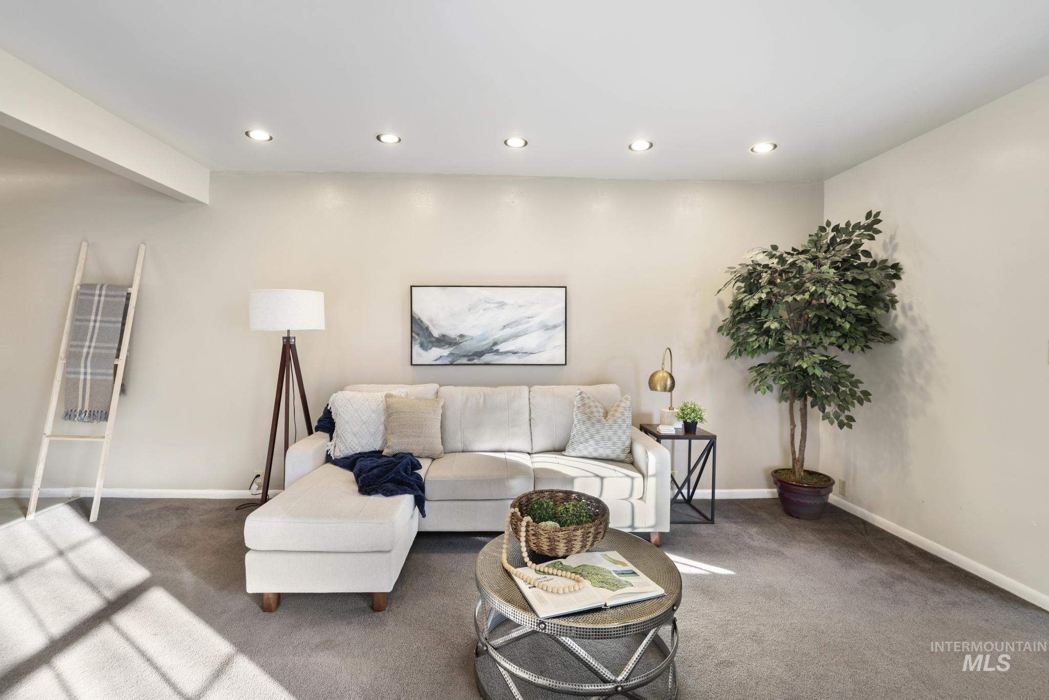 520 E Ave. A, Jerome, Idaho 83338, 4 Bedrooms, 2 Bathrooms, Residential For Sale, Price $339,900,MLS 98975592