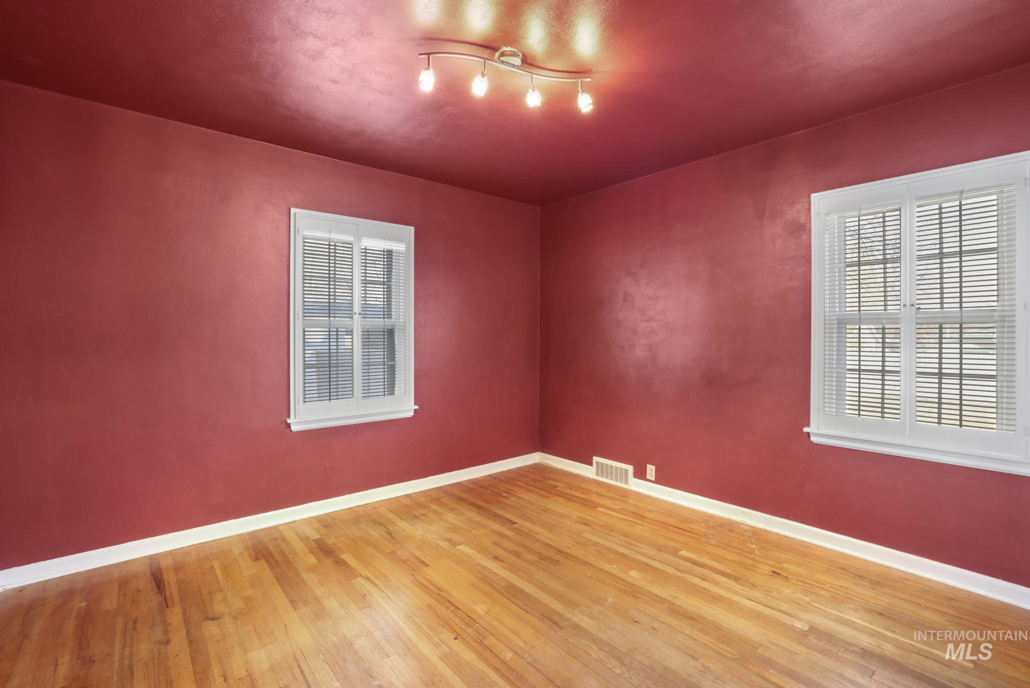 520 E Ave. A, Jerome, Idaho 83338, 4 Bedrooms, 2 Bathrooms, Residential For Sale, Price $339,900,MLS 98975592