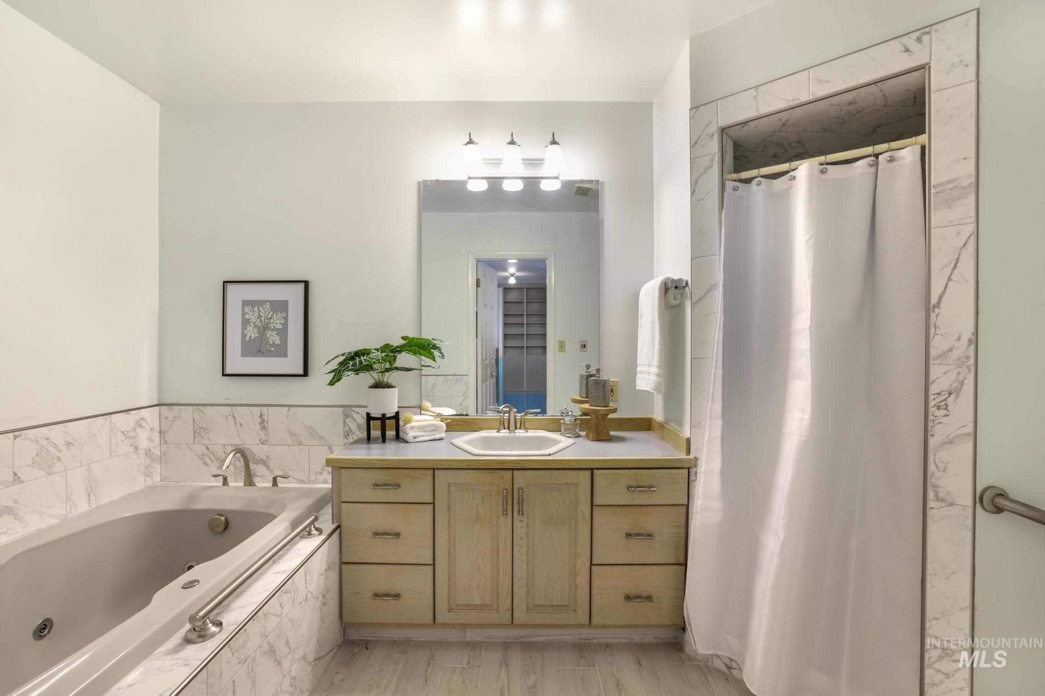 520 E Ave. A, Jerome, Idaho 83338, 4 Bedrooms, 2 Bathrooms, Residential For Sale, Price $339,900,MLS 98975592