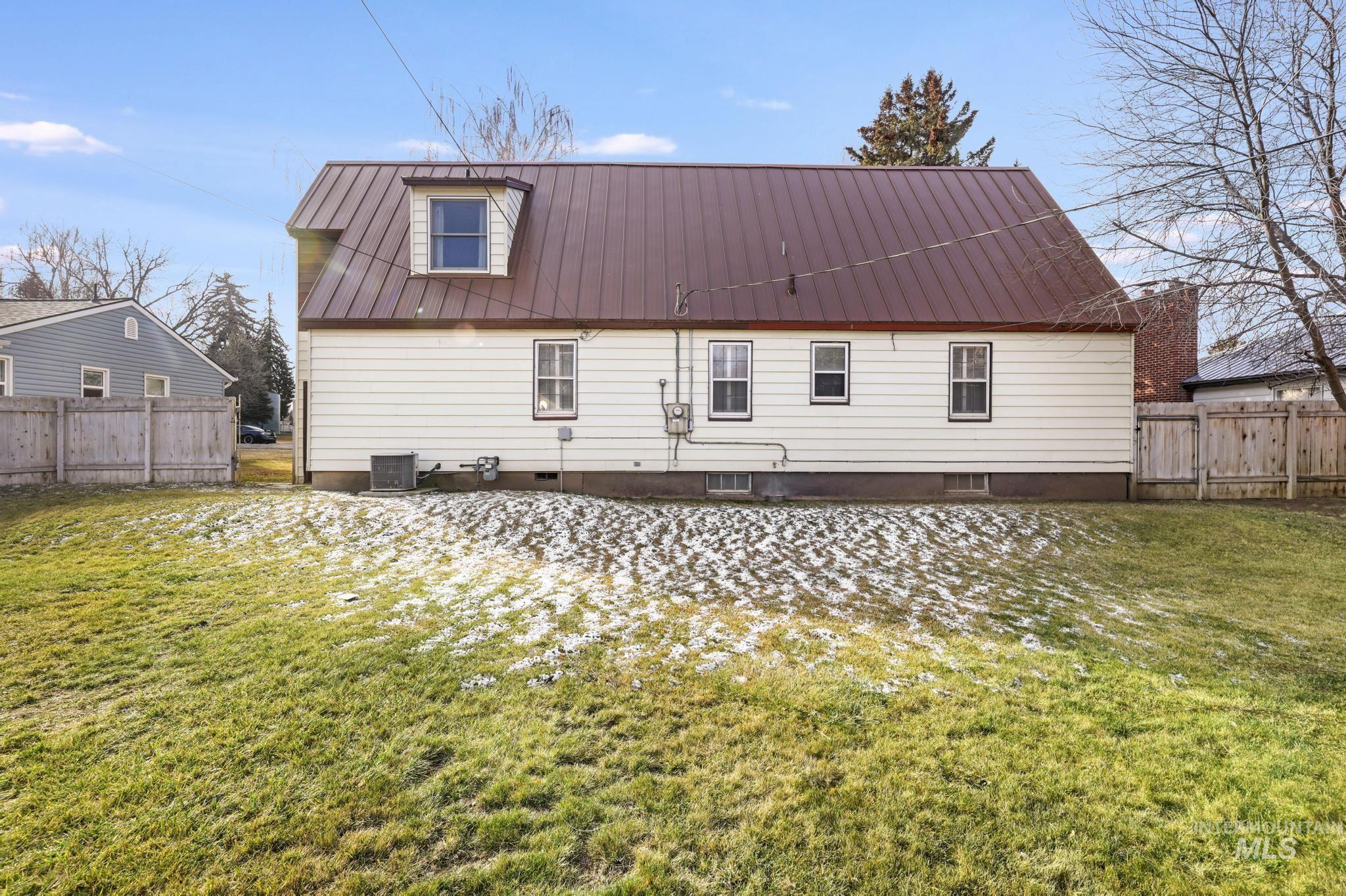 520 E Ave. A, Jerome, Idaho 83338, 4 Bedrooms, 2 Bathrooms, Residential For Sale, Price $339,900,MLS 98975592