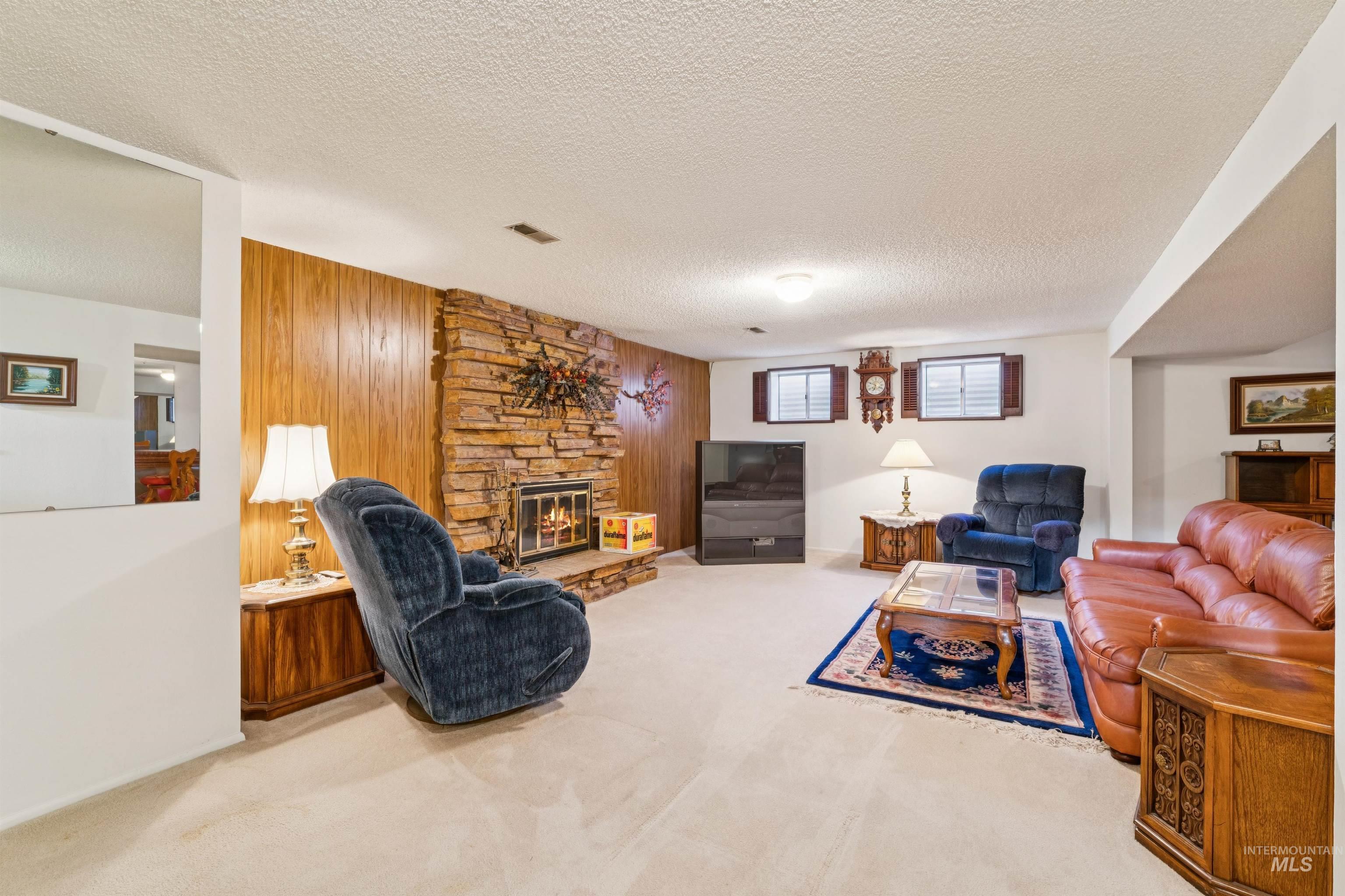 5754 N Marcliffe Ave, Boise, Idaho 83704, 5 Bedrooms, 3 Bathrooms, Residential For Sale, Price $549,900,MLS 98975593