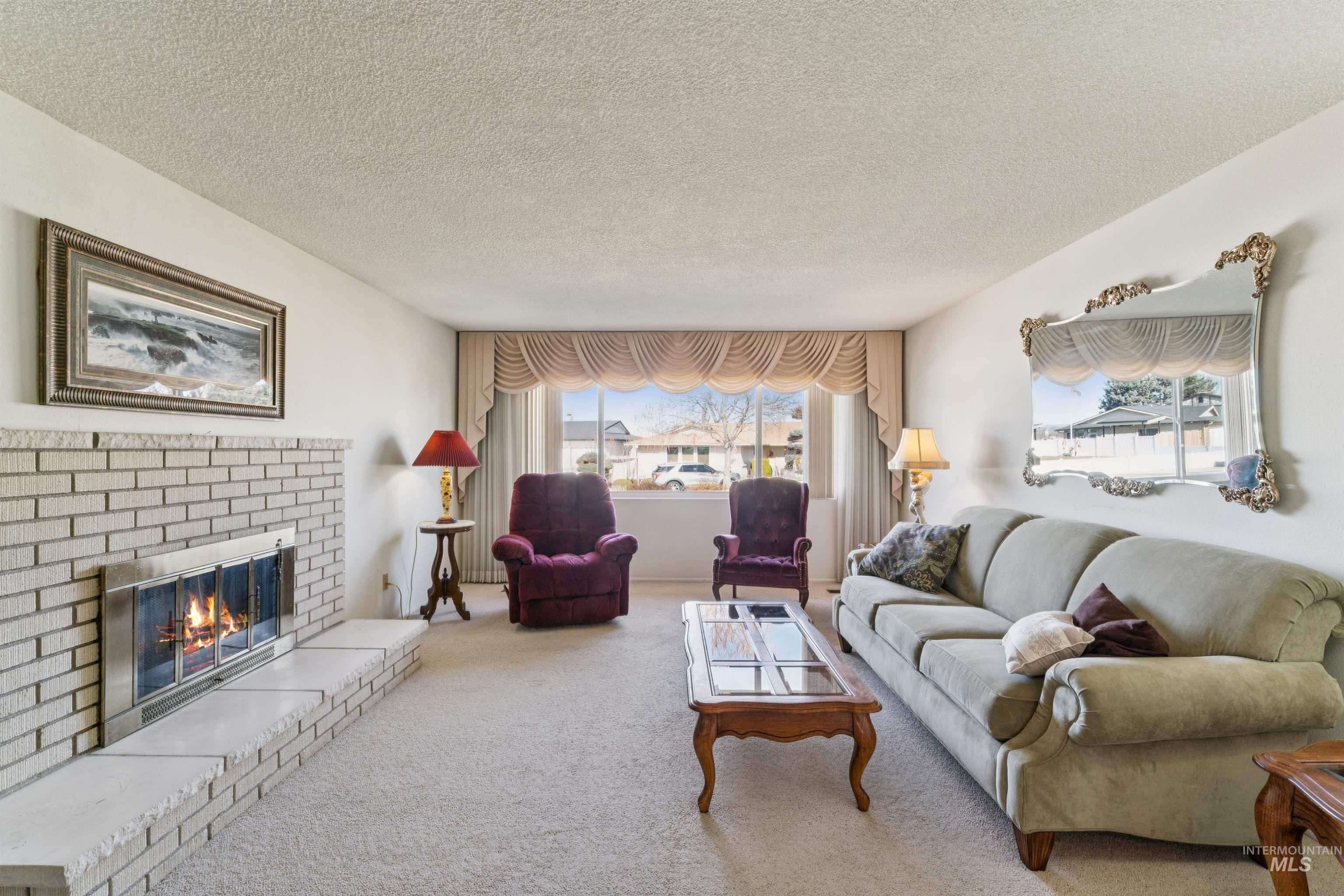 5754 N Marcliffe Ave, Boise, Idaho 83704, 5 Bedrooms, 3 Bathrooms, Residential For Sale, Price $549,900,MLS 98975593