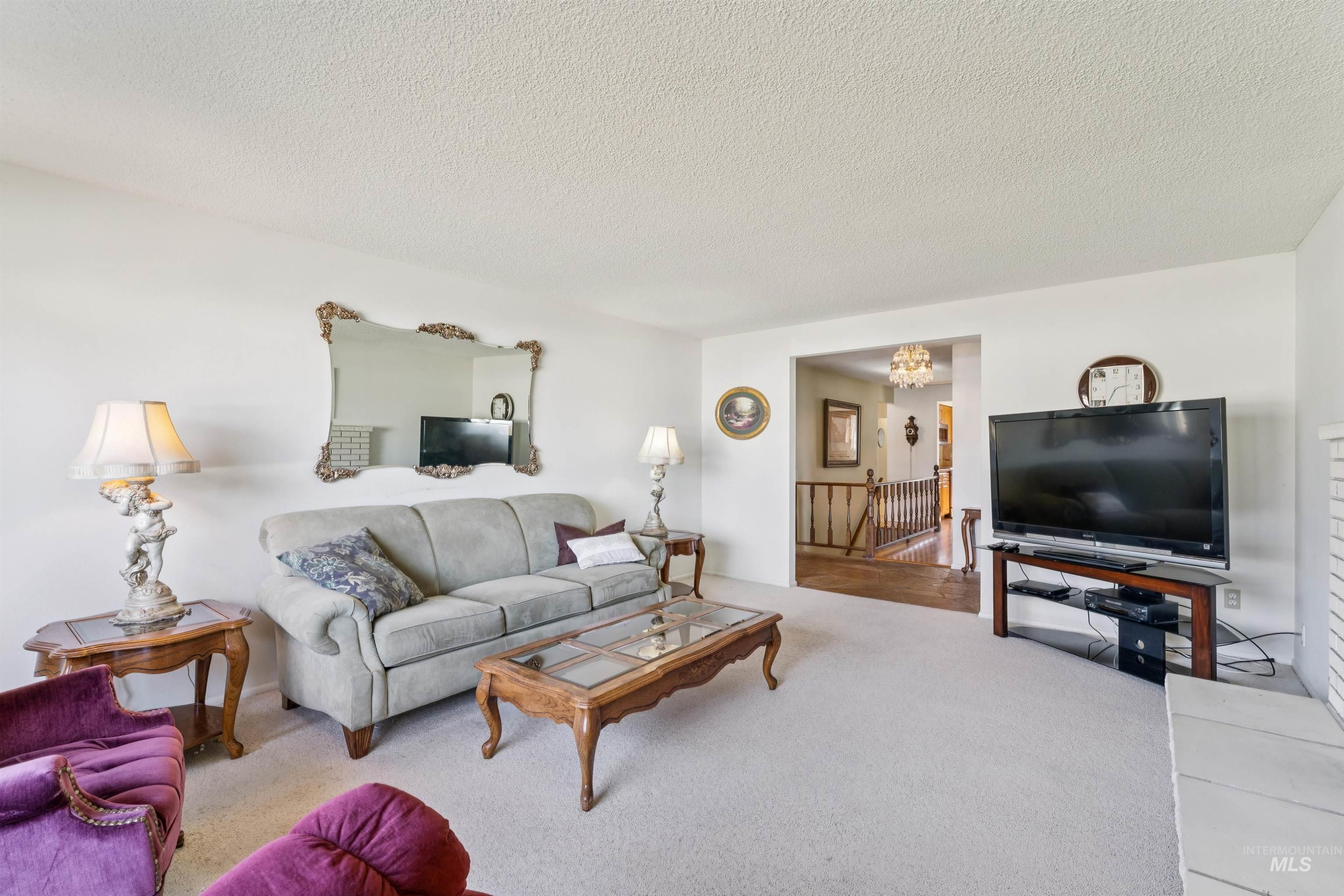 5754 N Marcliffe Ave, Boise, Idaho 83704, 5 Bedrooms, 3 Bathrooms, Residential For Sale, Price $549,900,MLS 98975593