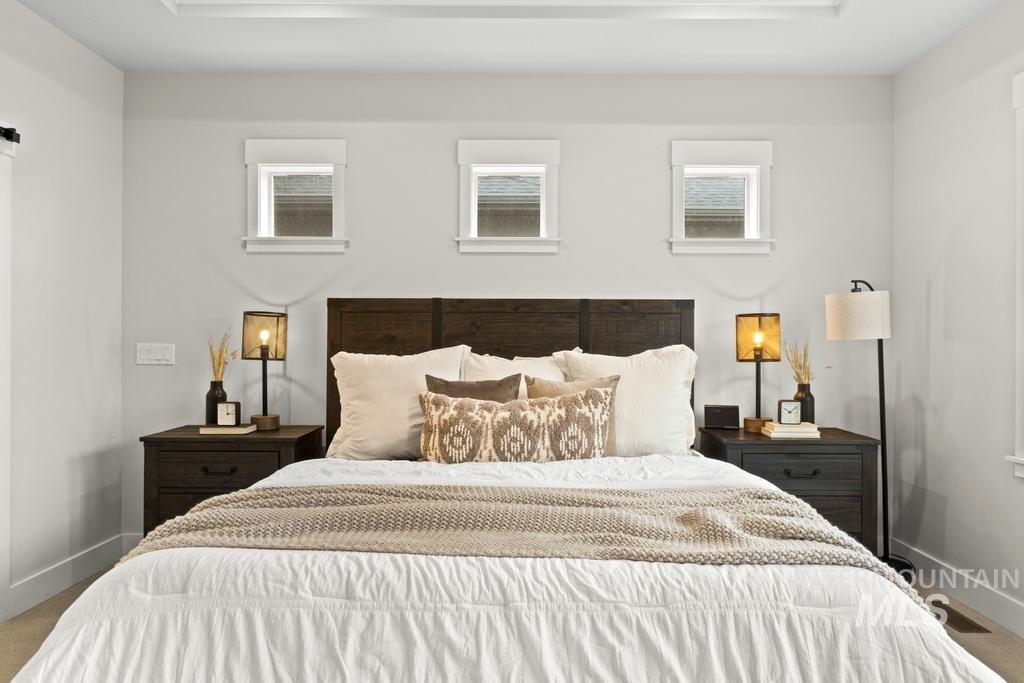 18280 N Tulip Ave, Nampa, Idaho 83687, 3 Bedrooms, 2.5 Bathrooms, Residential For Sale, Price $650,000,MLS 98975594