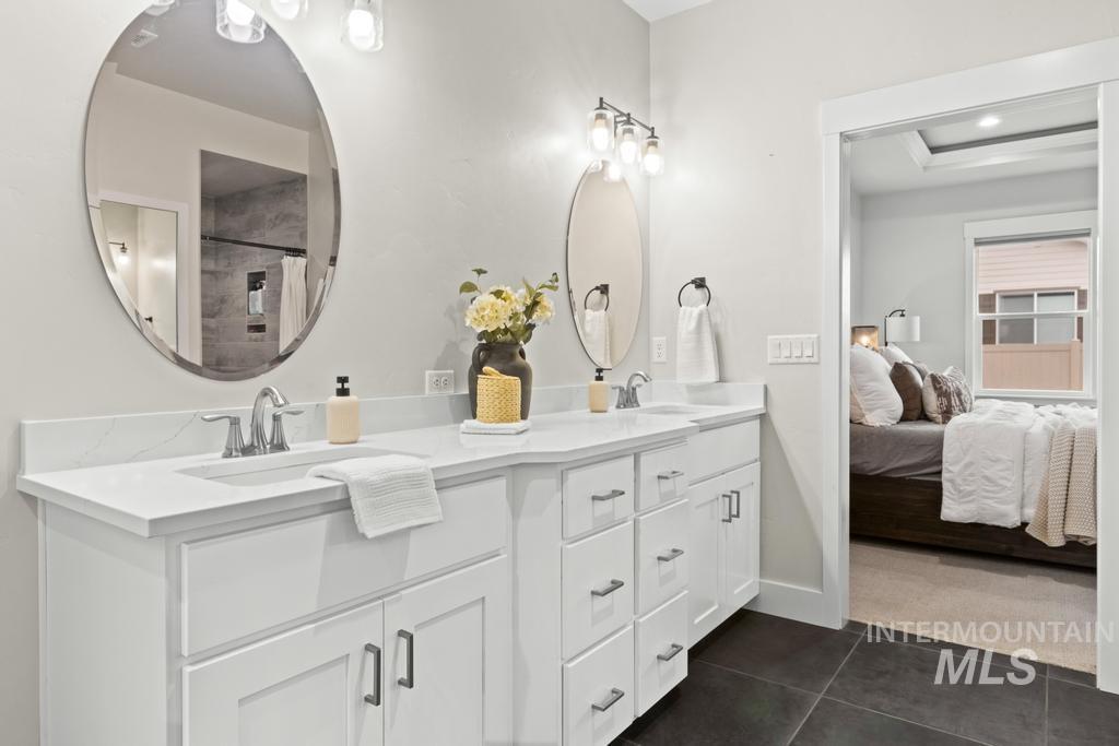 18280 N Tulip Ave, Nampa, Idaho 83687, 3 Bedrooms, 2.5 Bathrooms, Residential For Sale, Price $650,000,MLS 98975594