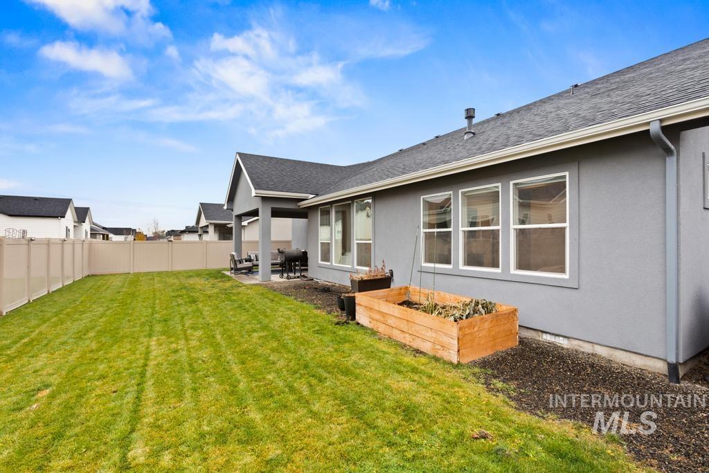 18280 N Tulip Ave, Nampa, Idaho 83687, 3 Bedrooms, 2.5 Bathrooms, Residential For Sale, Price $650,000,MLS 98975594