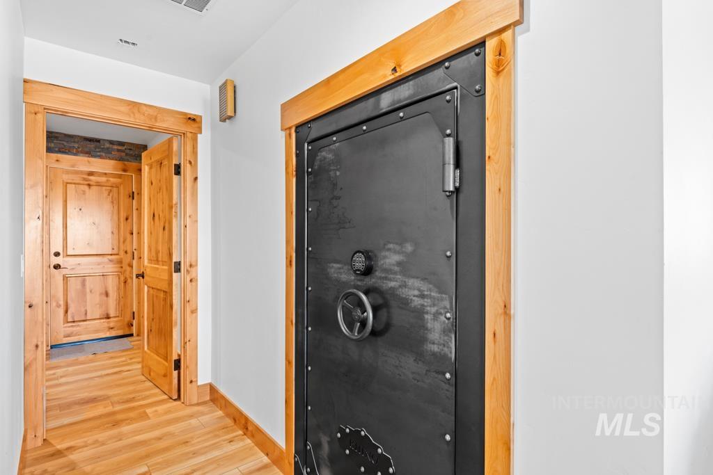 2132 Corral Road, Emmett, Idaho 83617, 3 Bedrooms, 2 Bathrooms, Residential For Sale, Price $835,000, 98975596