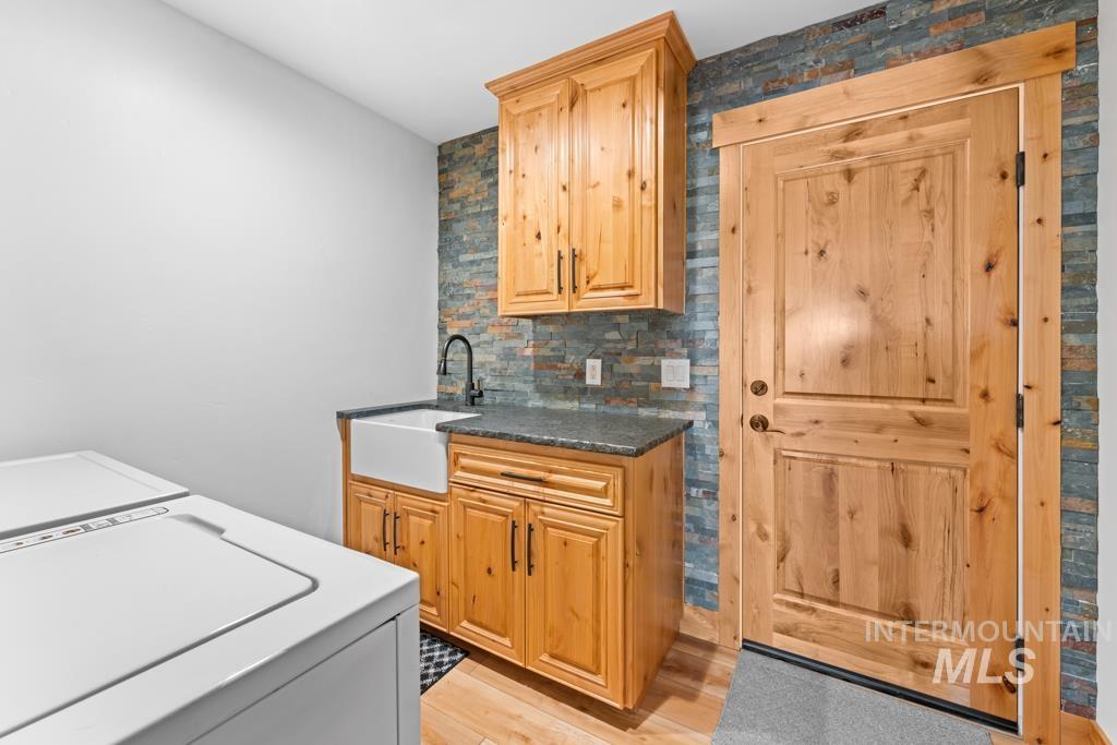 2132 Corral Road, Emmett, Idaho 83617, 3 Bedrooms, 2 Bathrooms, Residential For Sale, Price $835,000, 98975596